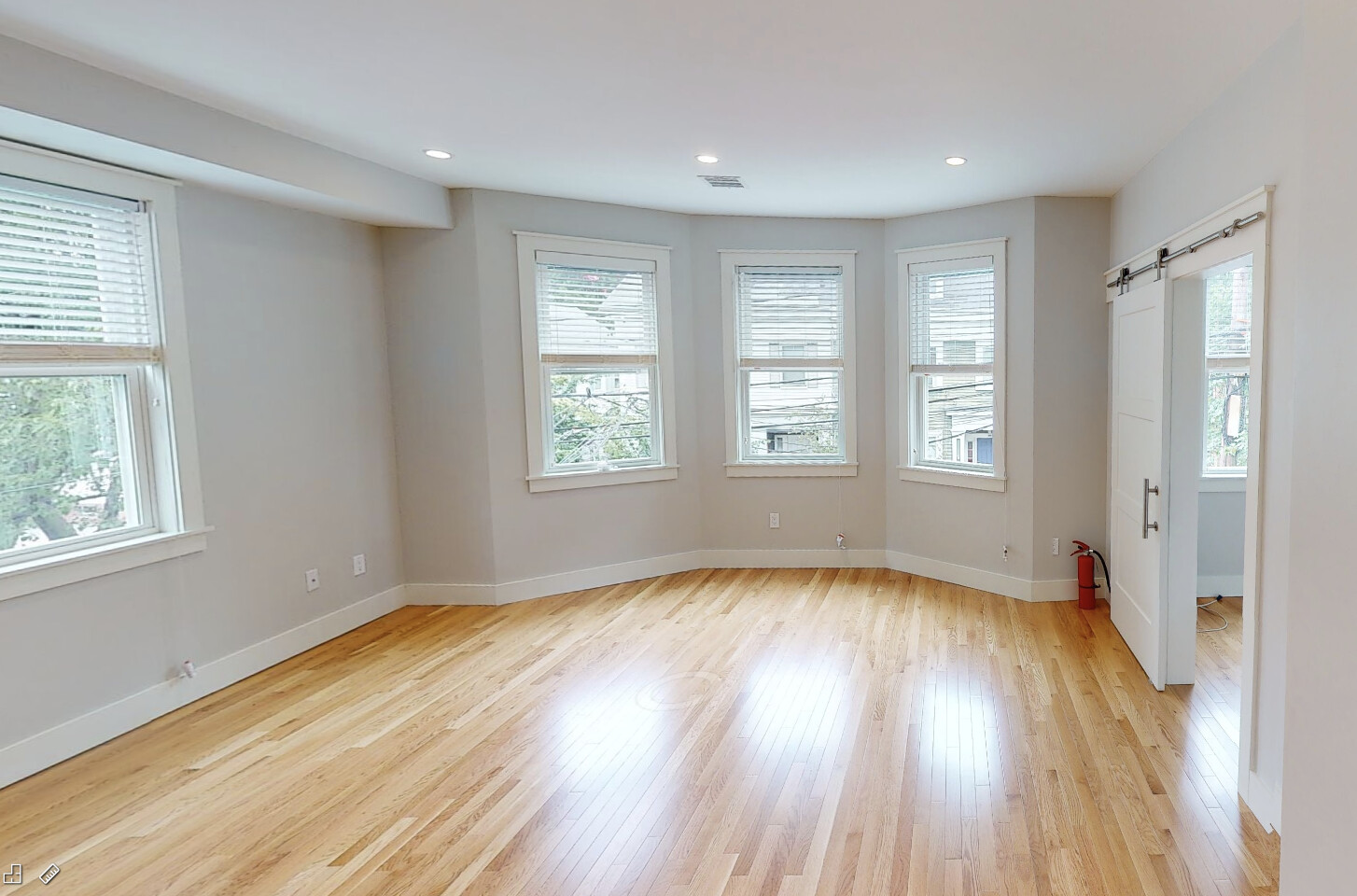 70 Spring St, East Cambridge