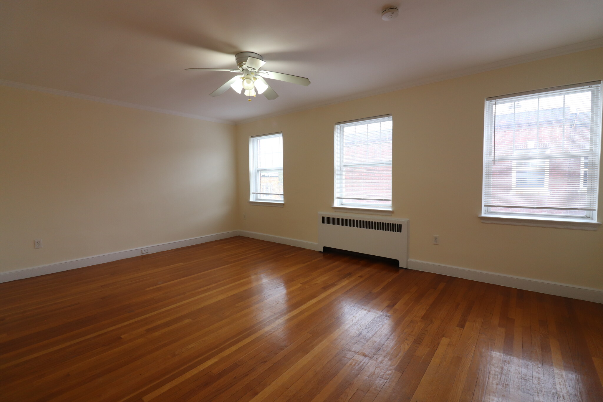 24 Fairbanks St, Coolidge Corner