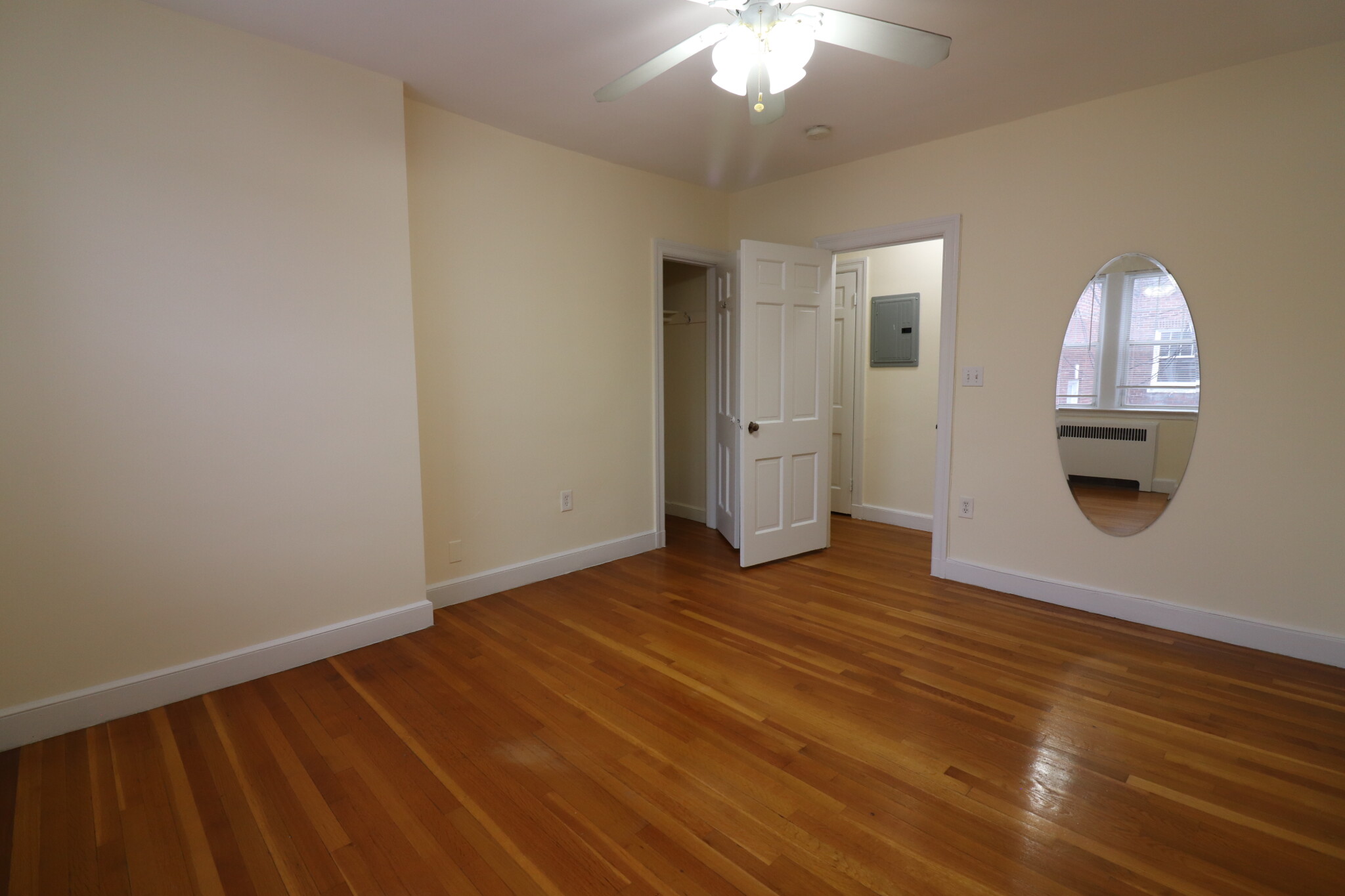 24 Fairbanks St, Coolidge Corner