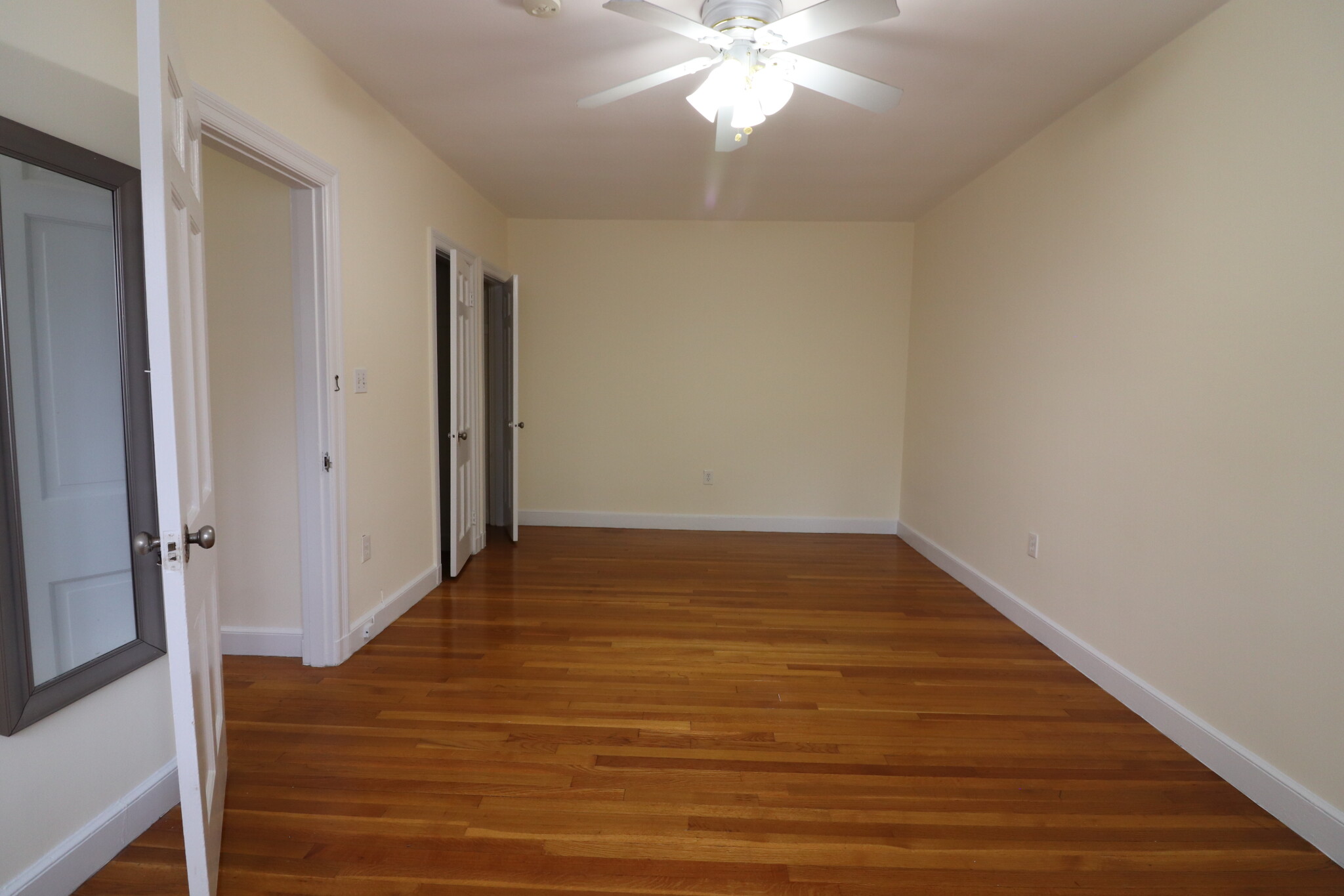 24 Fairbanks St, Coolidge Corner