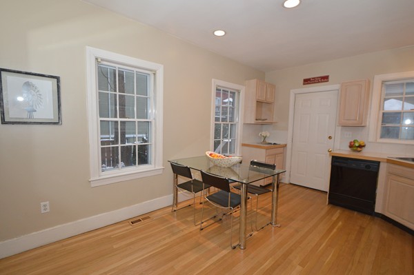 14 Mount Auburn St, Harvard Square