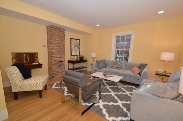 14 Mount Auburn St, Harvard Square