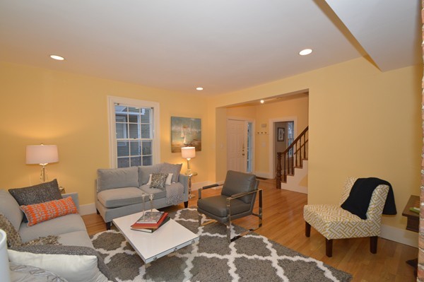 14 Mount Auburn St, Harvard Square