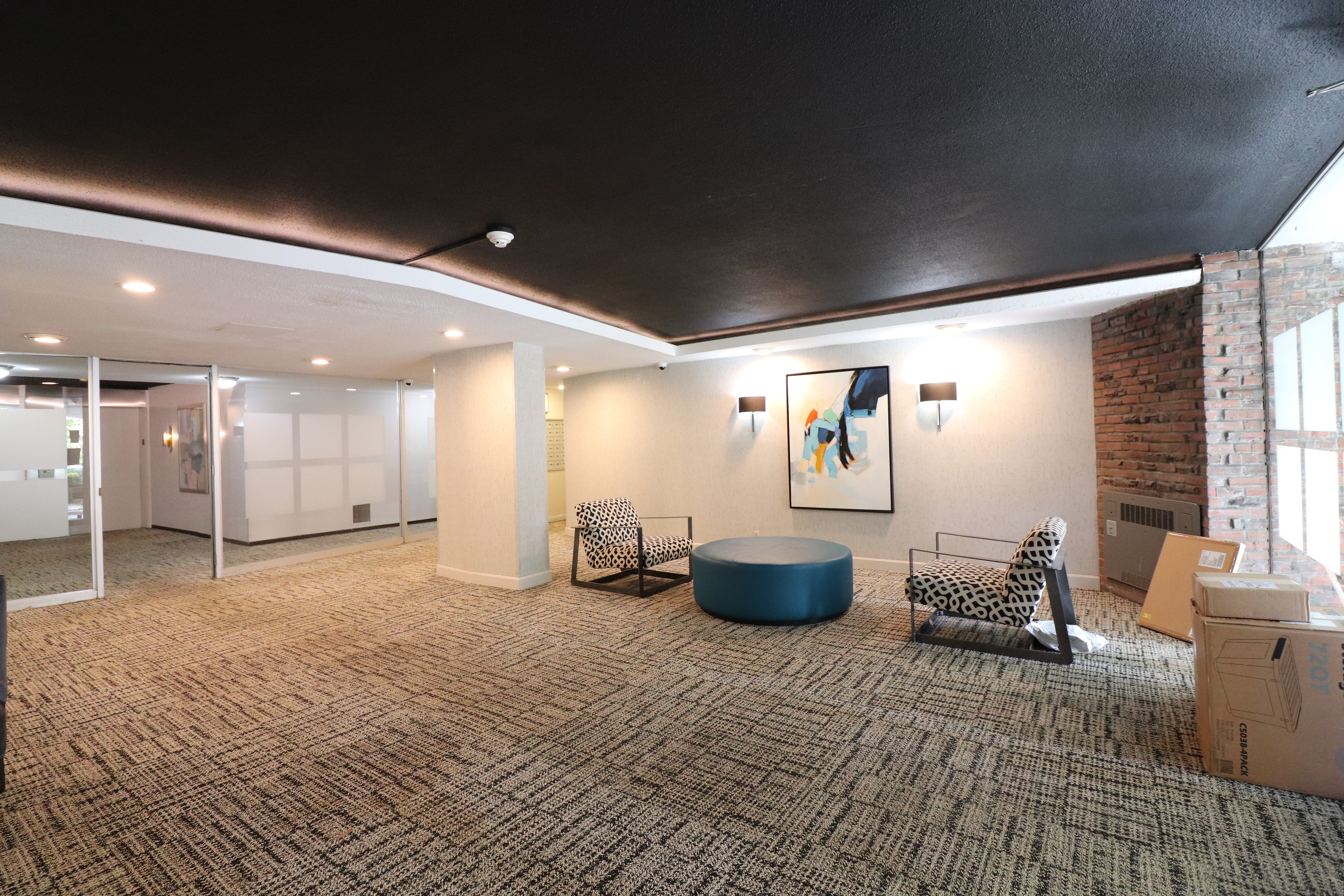 19 Winchester St, North Brookline