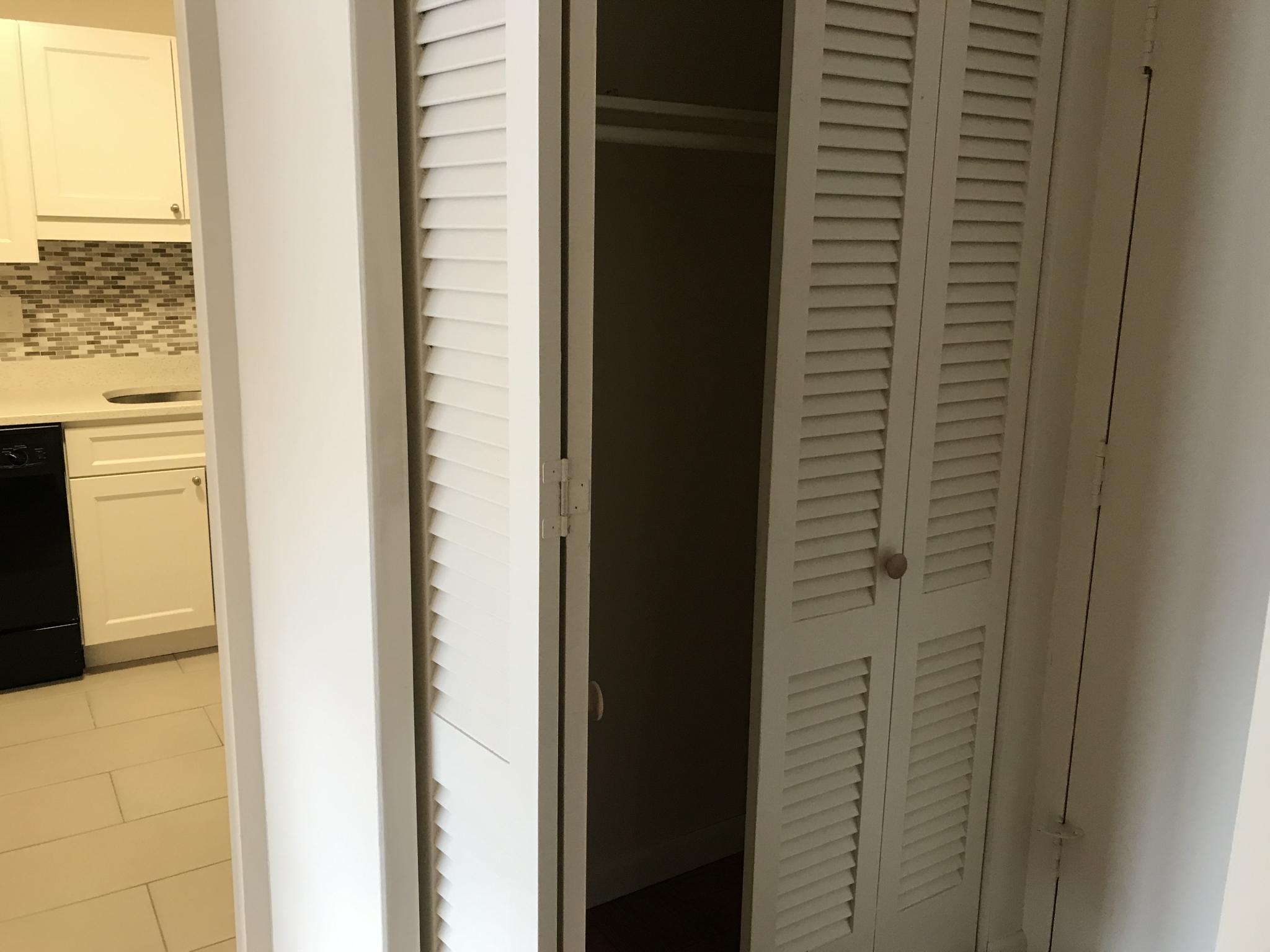 101 Monmouth St, Longwood