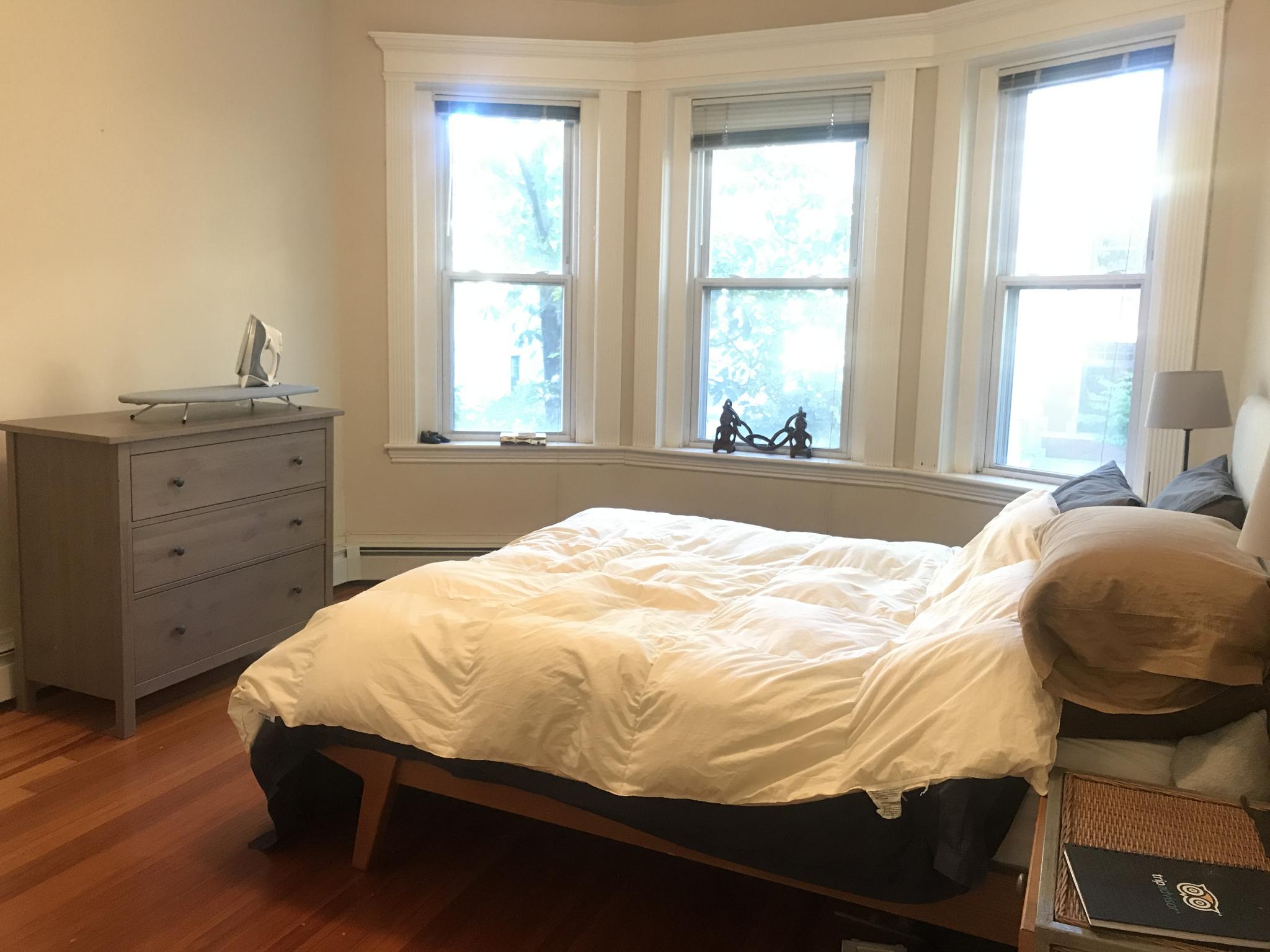 2 bed, 1 bath apartment for rent at 9 Claflin Rd Unit 2, Brookline — photo 7 of 11