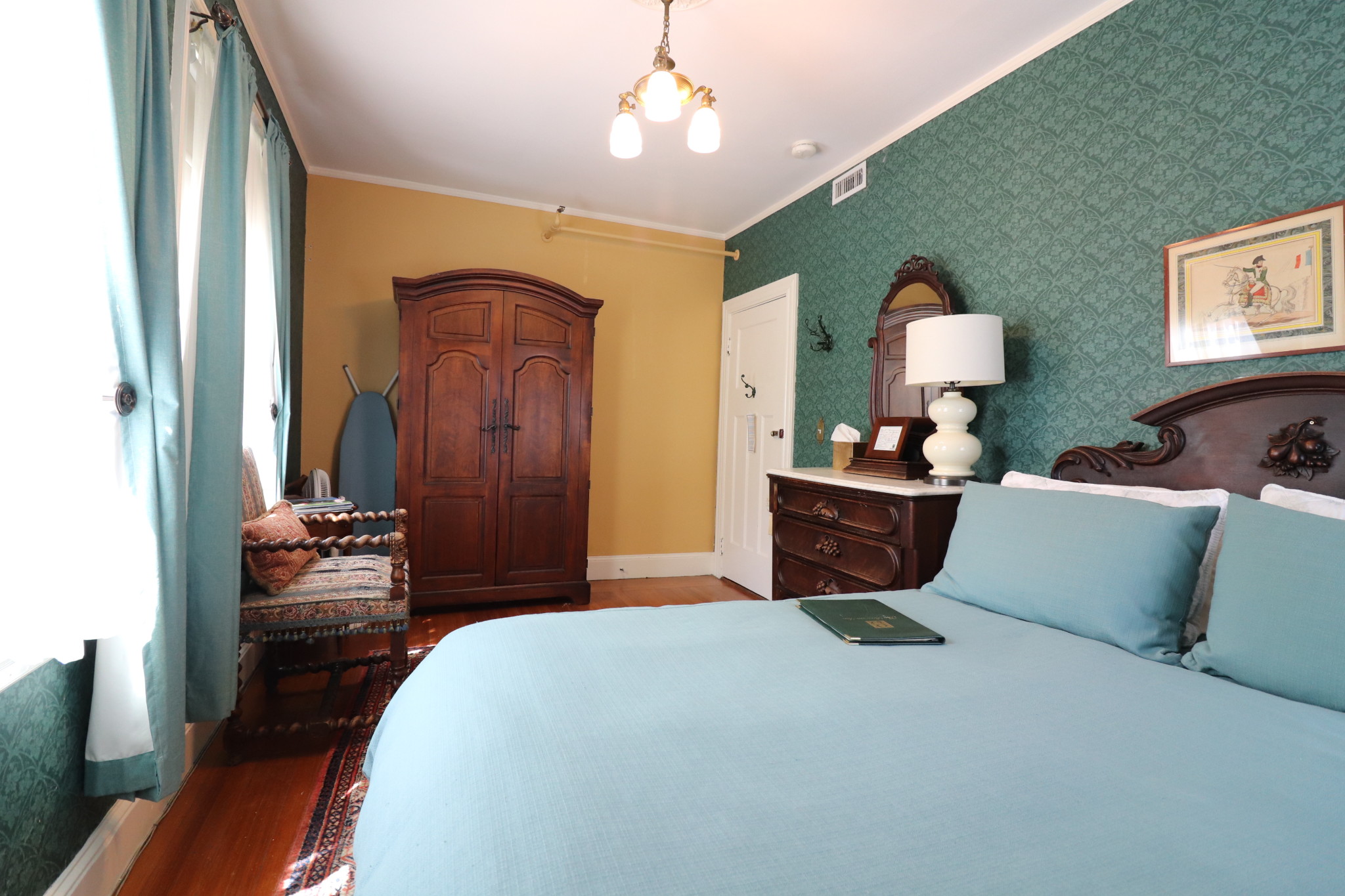 92 Sewall Ave, Coolidge Corner