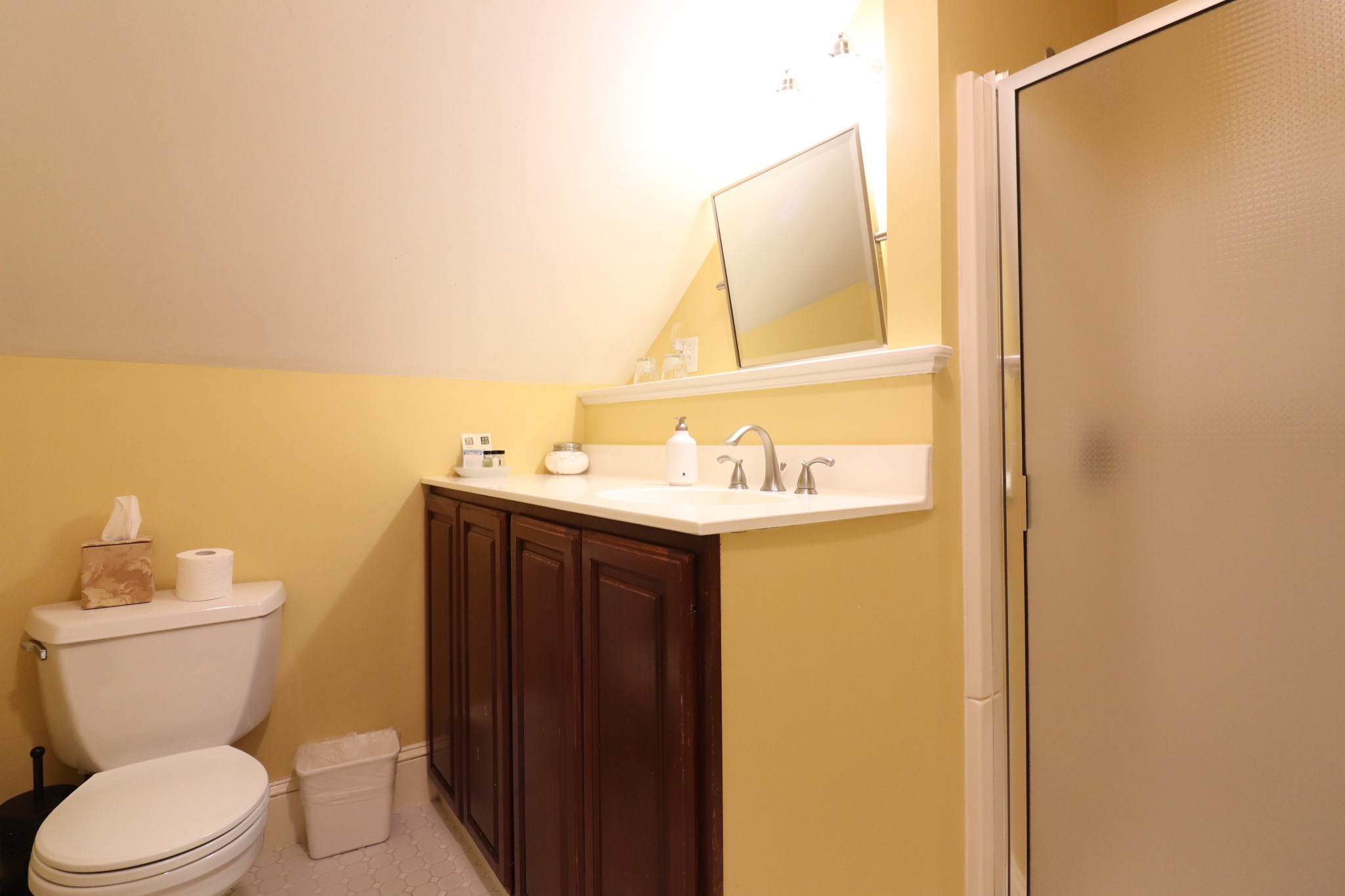 92 Sewall Ave, Longwood