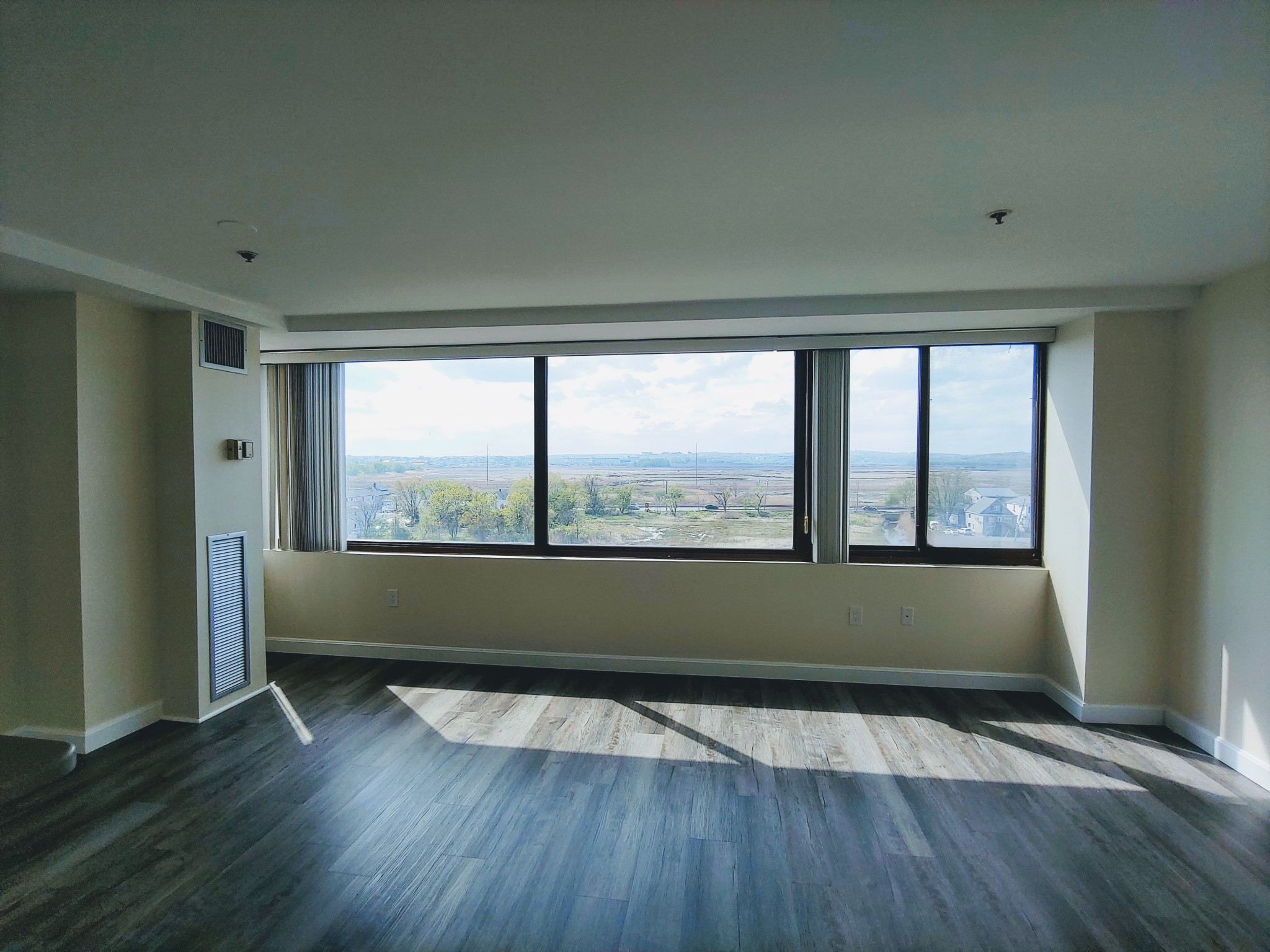 Studio bed, 1 bath apartment for rent at 350 Revere Beach Blvd Unit 6R, Revere — photo 7 of 12
