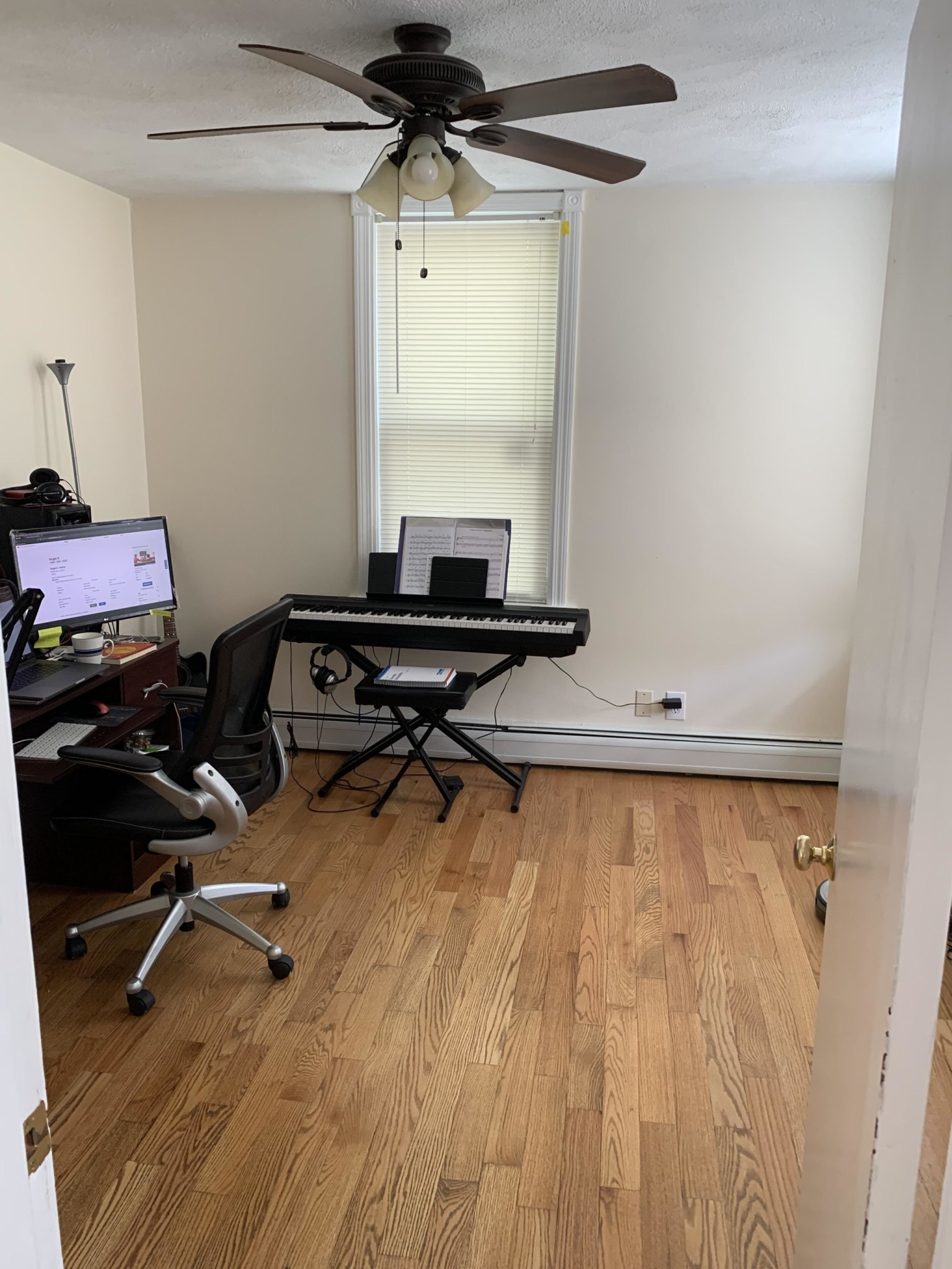 14 Leverett St, Brookline Hills