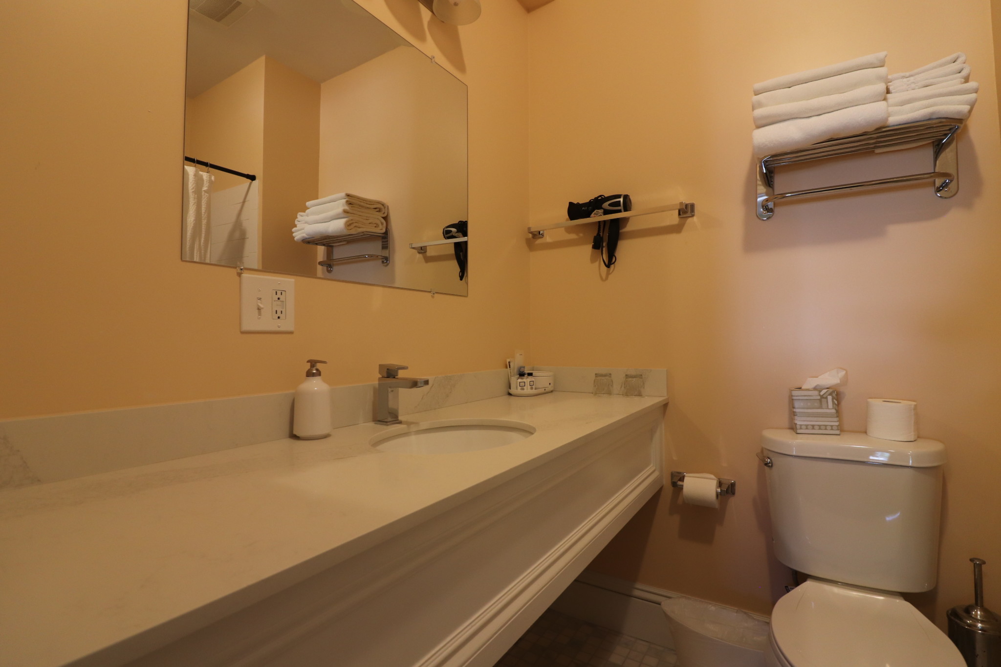 Studio bed, 1 bath apartment for rent at 143 Saint Paul St Unit 15, Brookline — photo 4 of 8