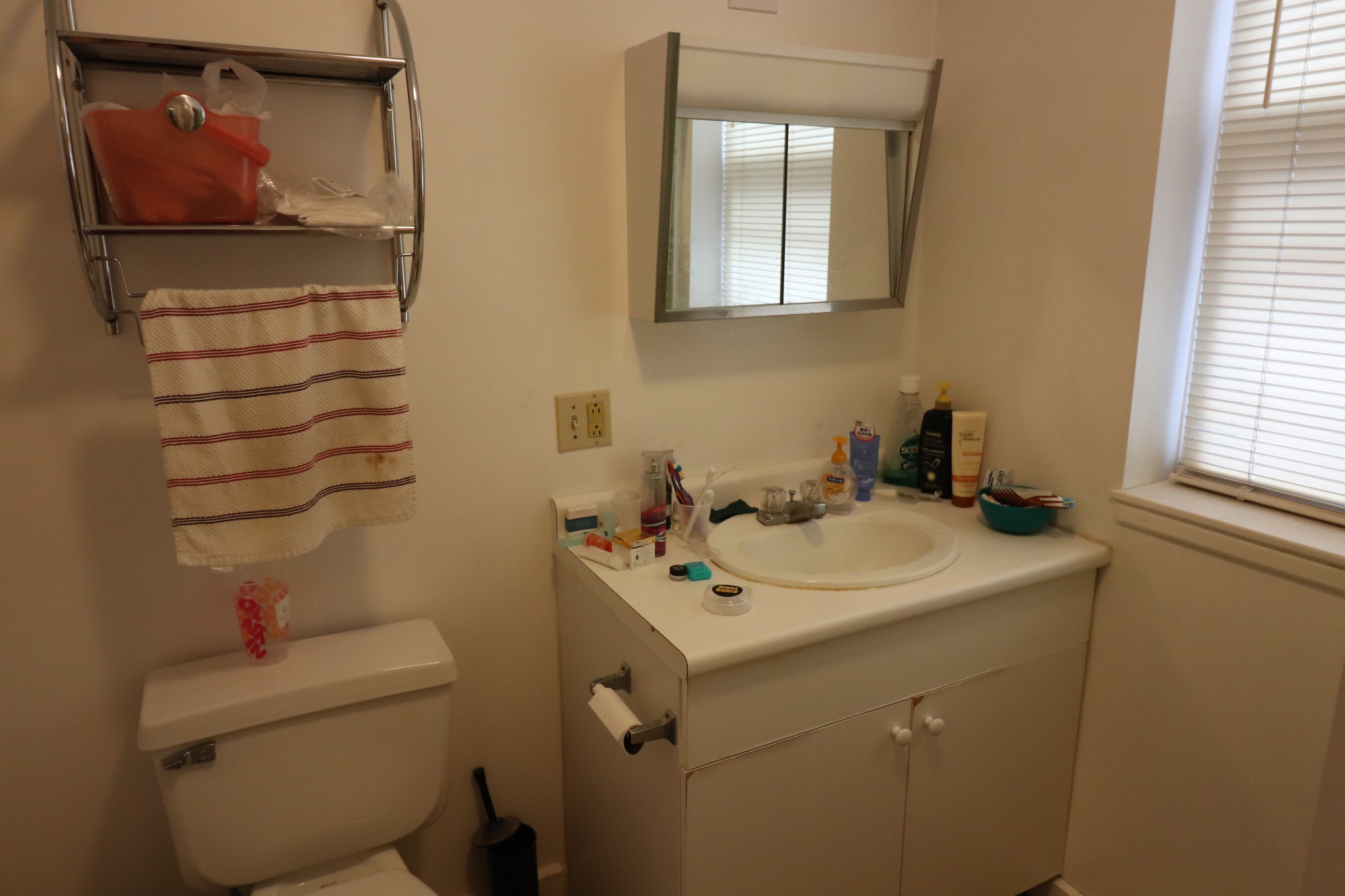 1090 Beacon St, Coolidge Corner