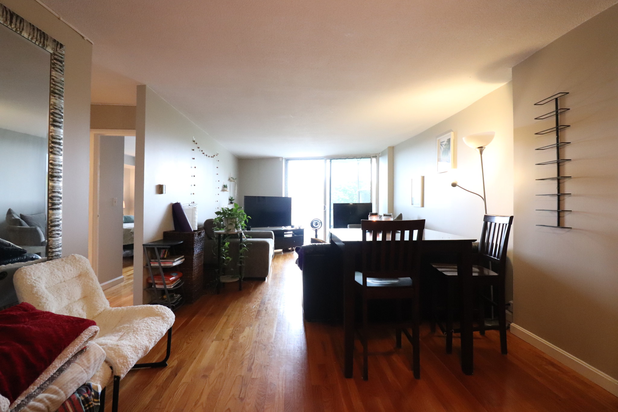 19 Winchester St, Coolidge Corner