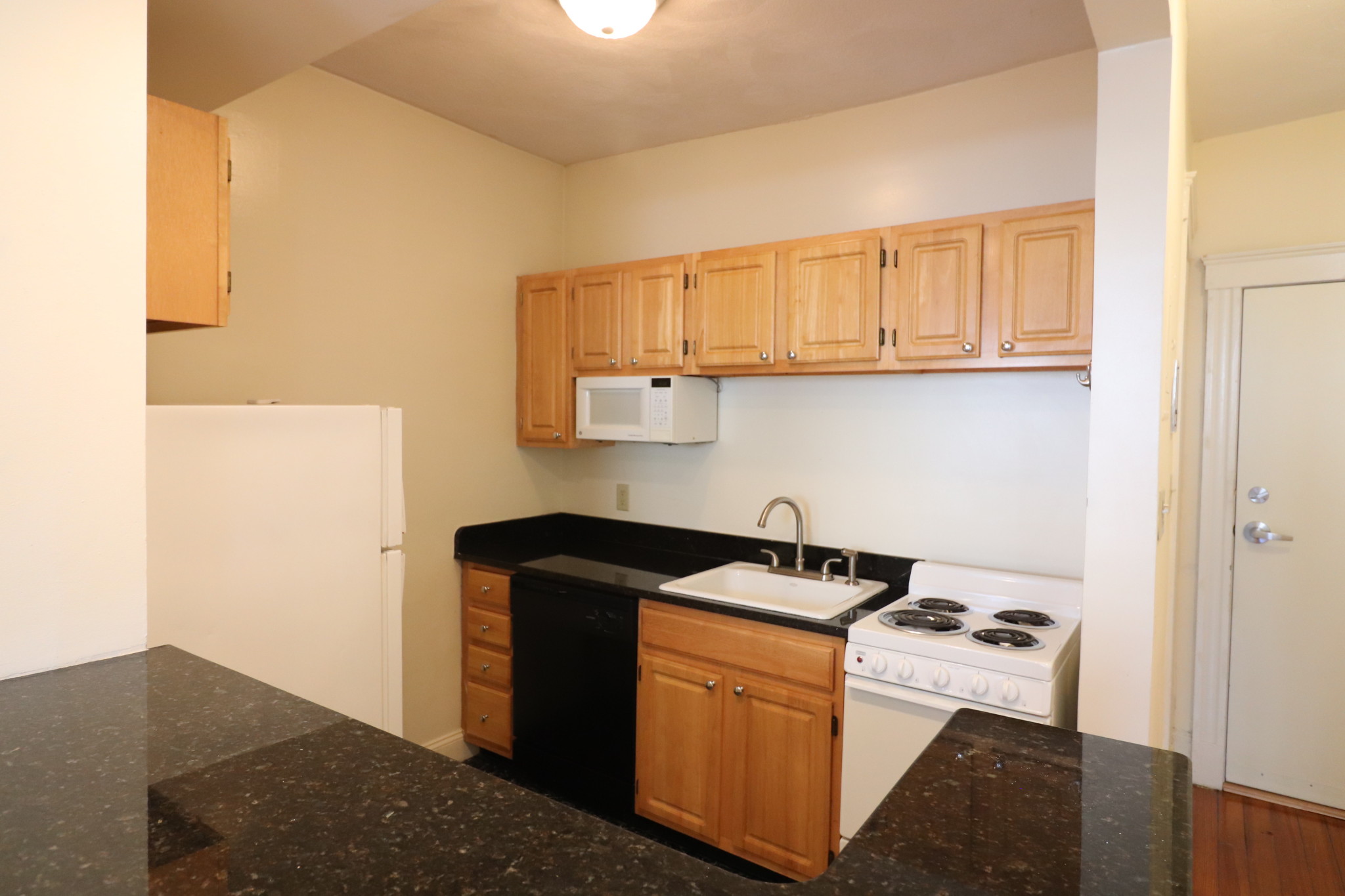 51 Queensberry St, Fenway