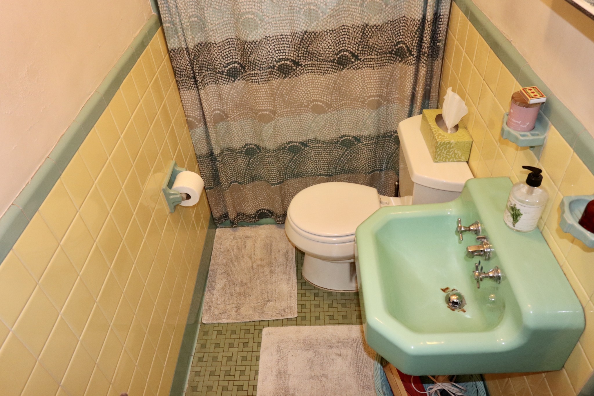 1961 Commonwealth Ave, Brighton