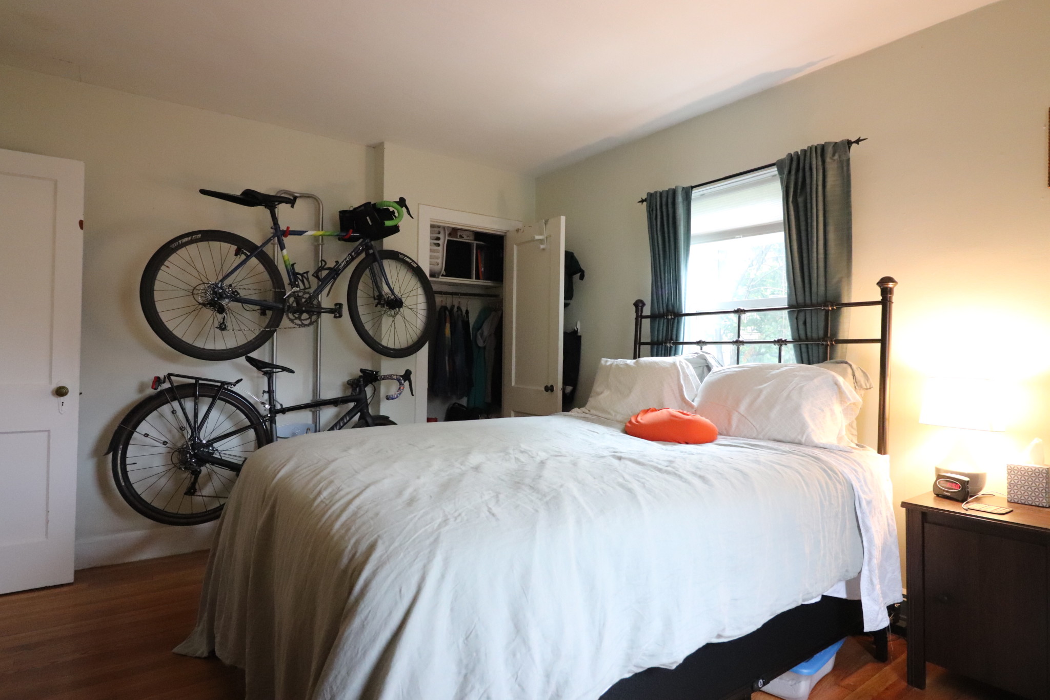 1 bed, 1 bath apartment for rent at 30 Beechcroft St Unit 4, Brighton — photo 14 of 17