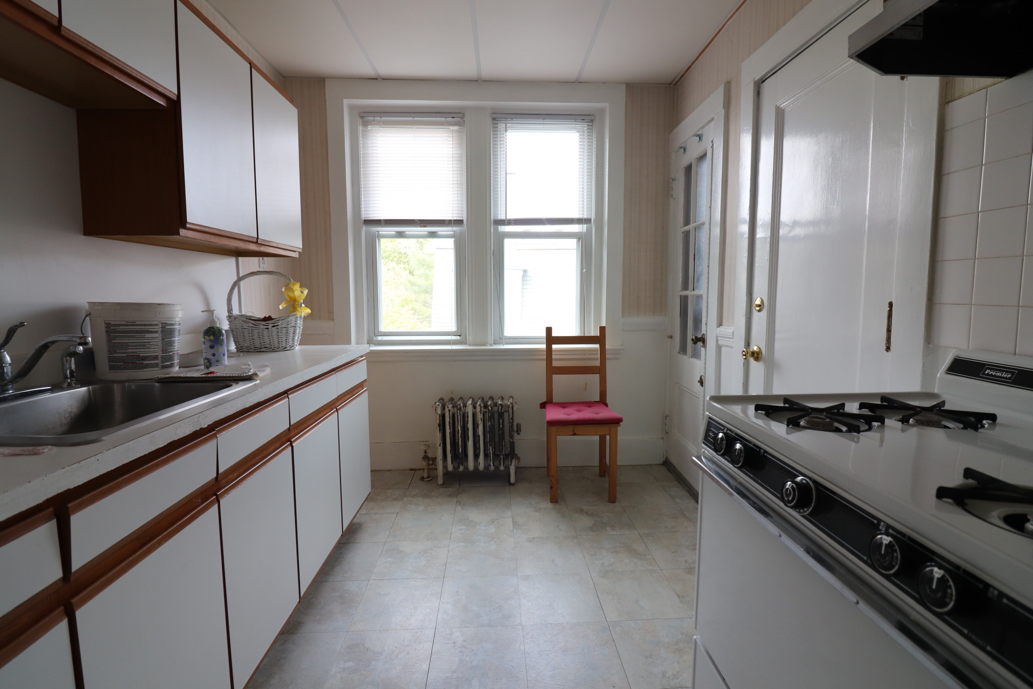 2 bed, 1 bath apartment for rent at 57 Manchester Unit 3, Brookline — photo 12 of 19