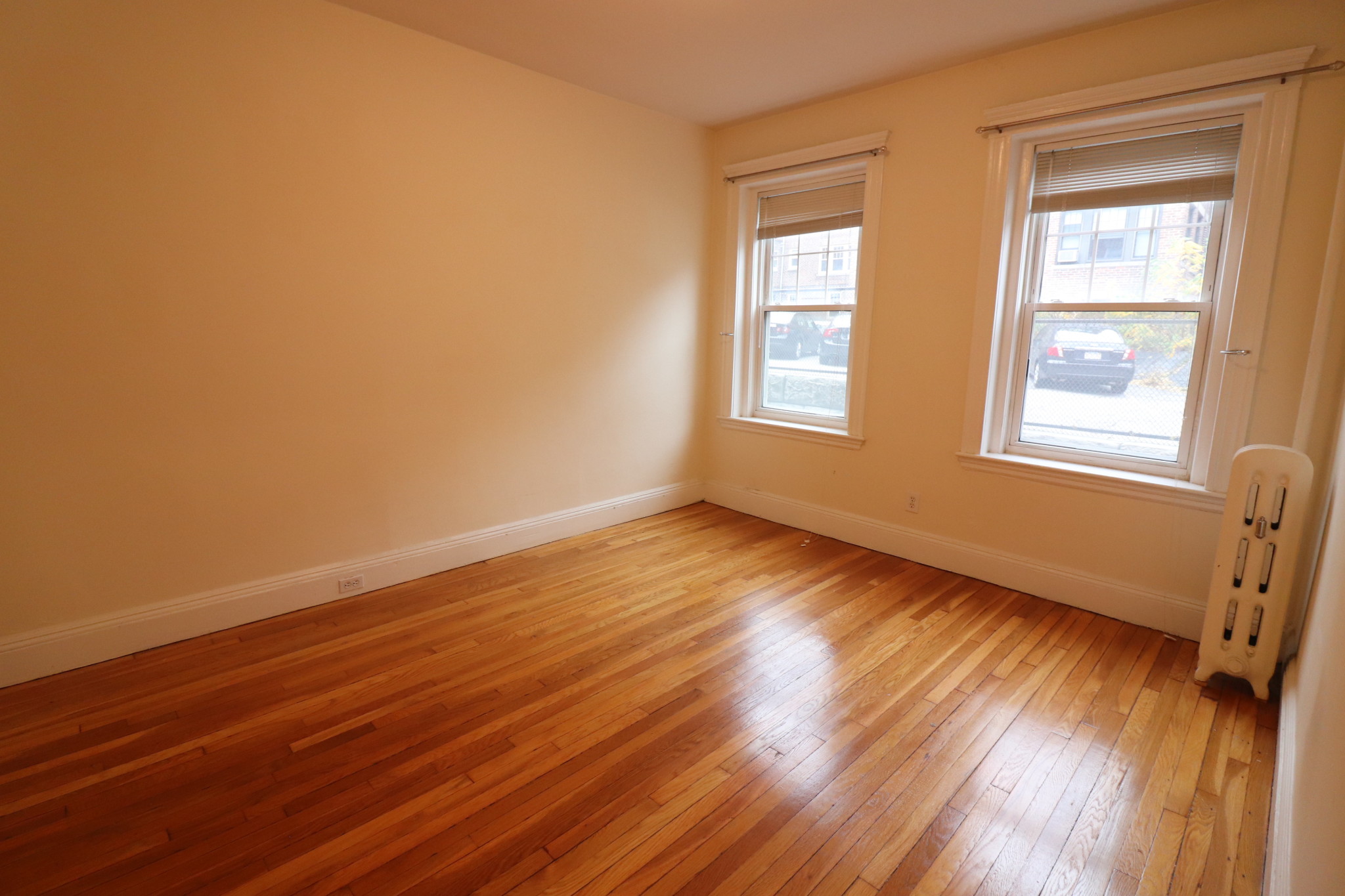 42 Saint Paul St, Longwood