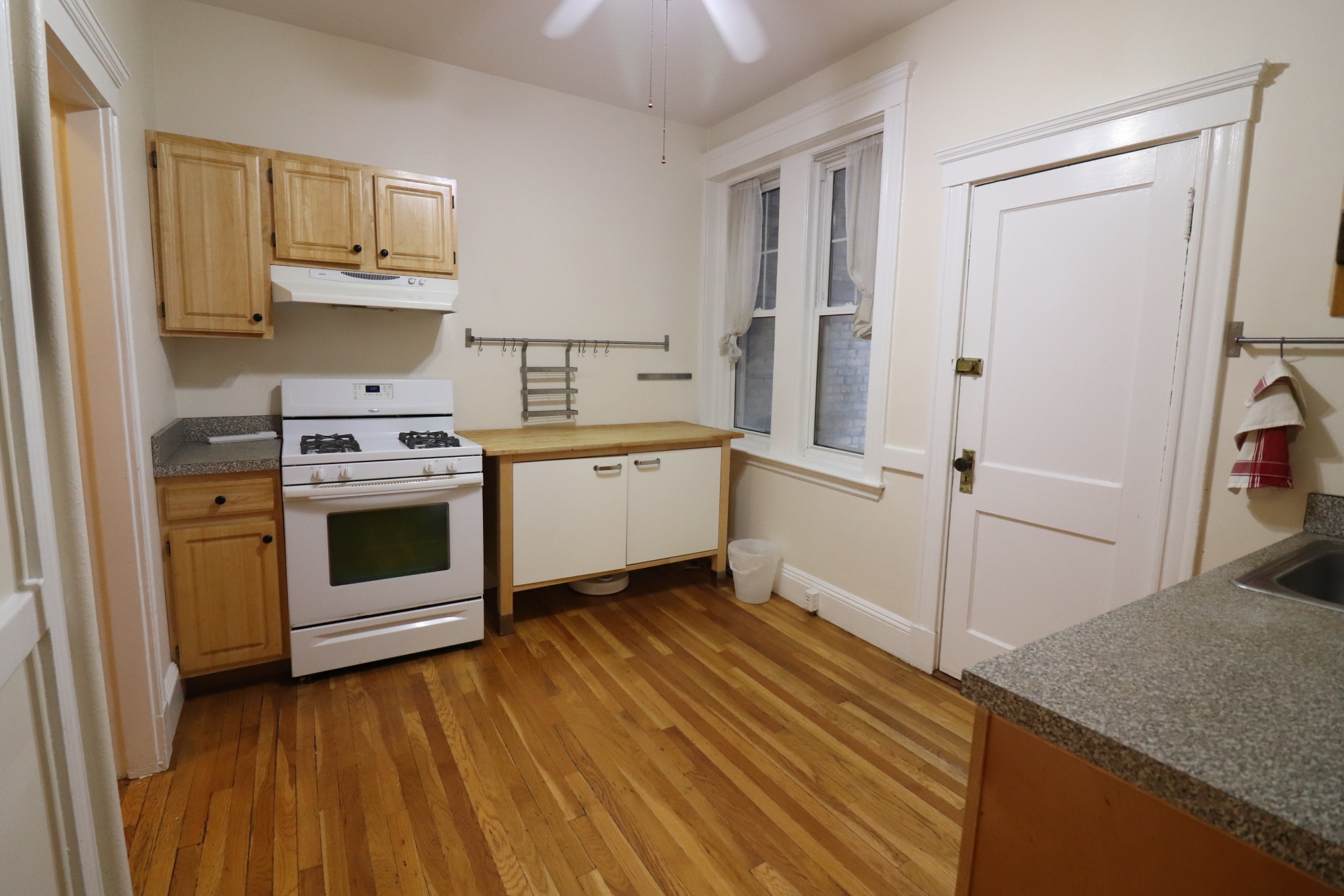 42 Saint Paul St, Longwood