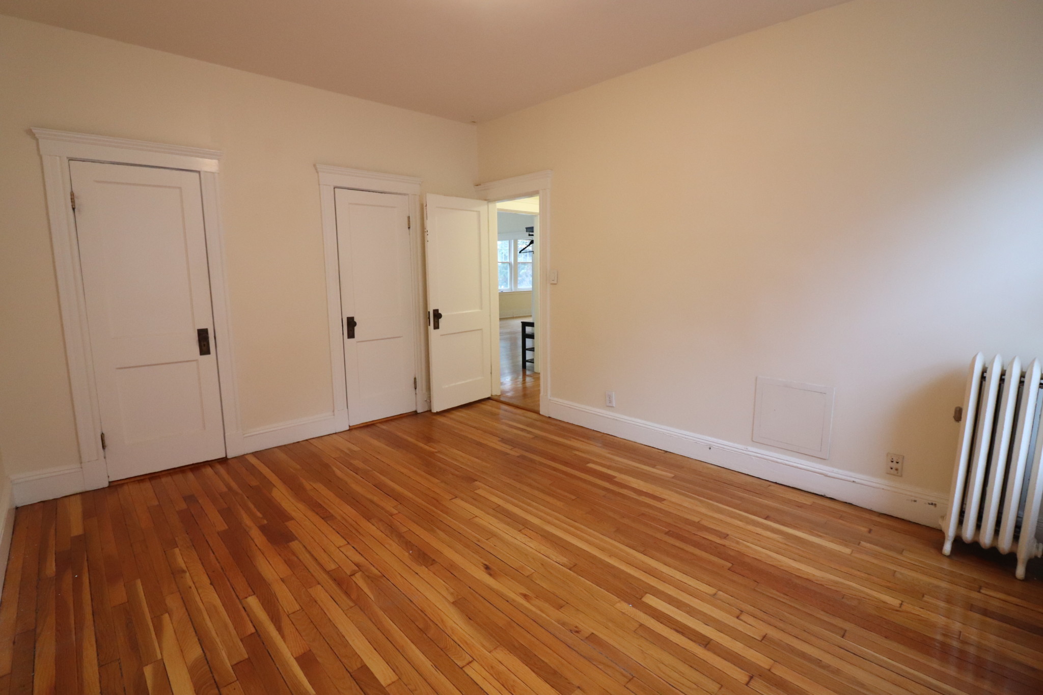 42 Saint Paul St, Longwood