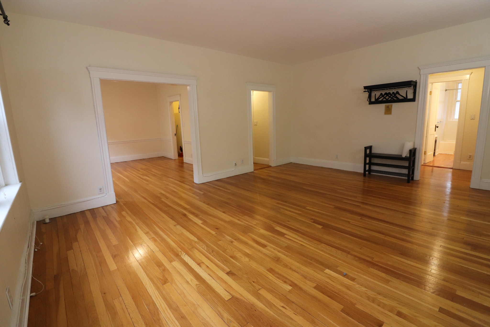 42 Saint Paul St, Longwood