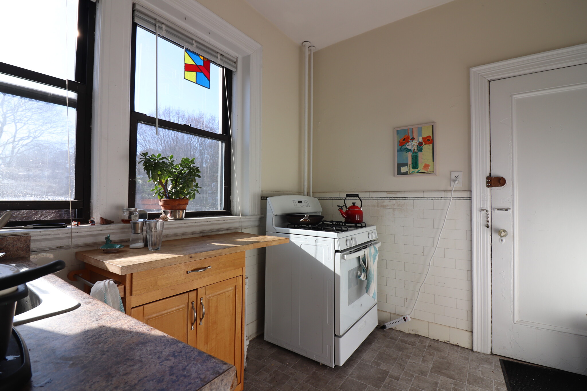 2 bed, 1 bath apartment for rent at 32 Park St Unit 3, Coolidge Corner — photo 5 of 23