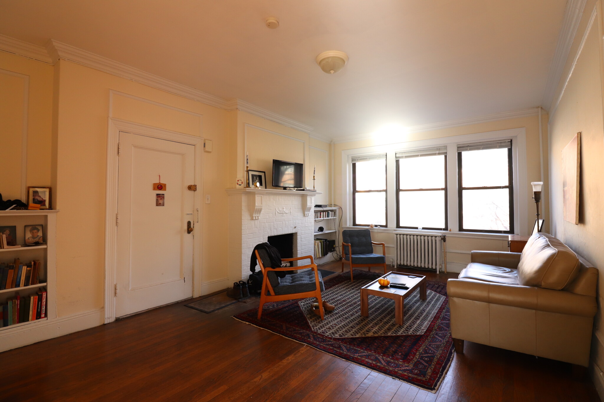 2 bed, 1 bath apartment for rent at 32 Park St Unit 3, Coolidge Corner — photo 3 of 23