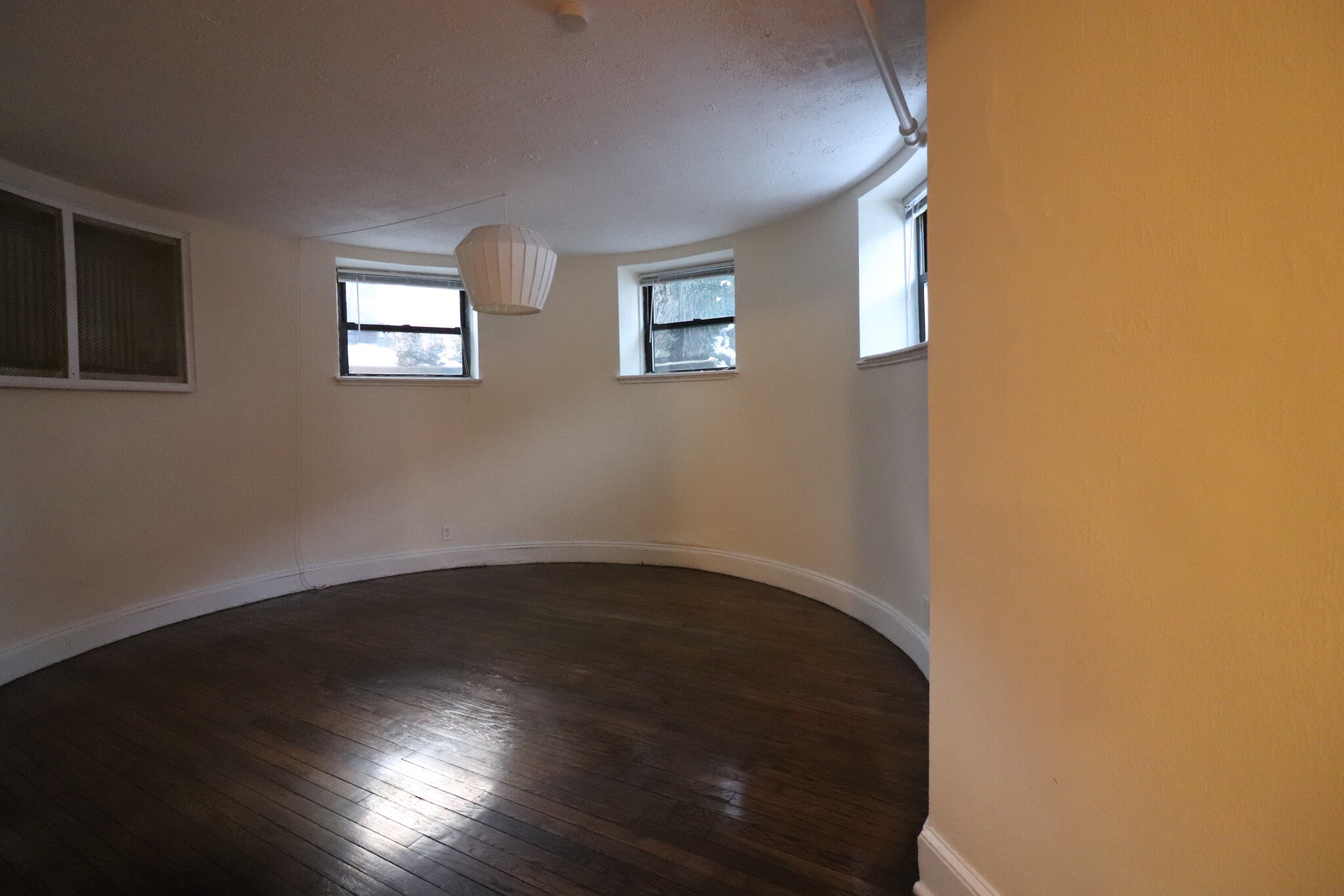 1965 Commonwealth Ave, Brighton