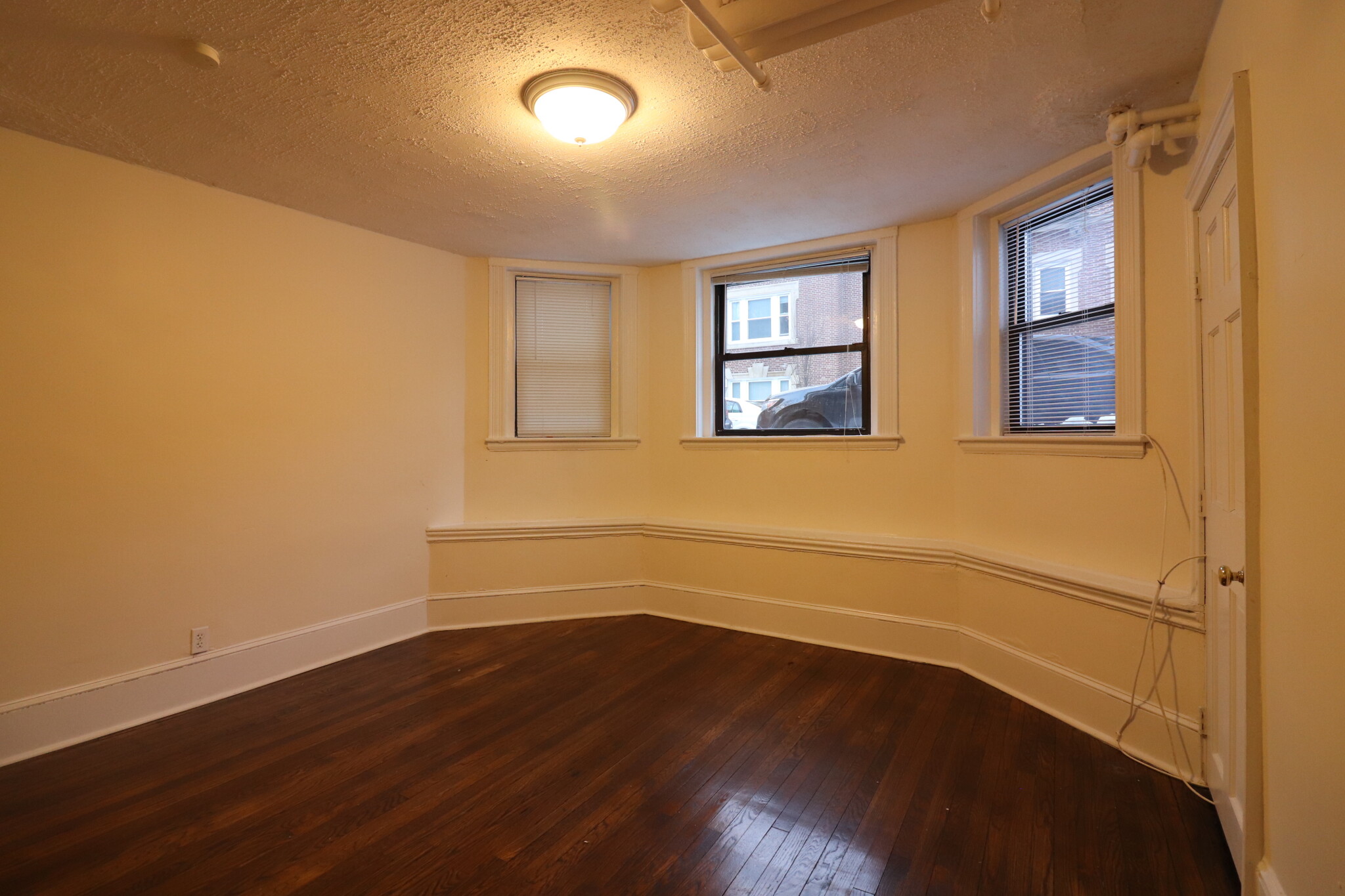 1965 Commonwealth Ave, Brighton