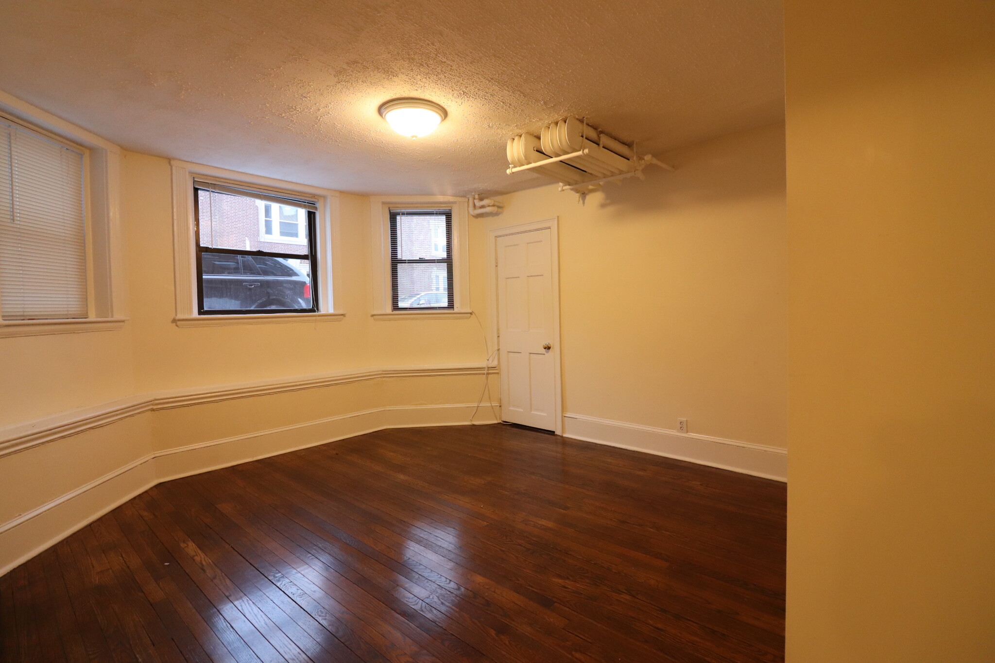 1965 Commonwealth Ave, Brighton