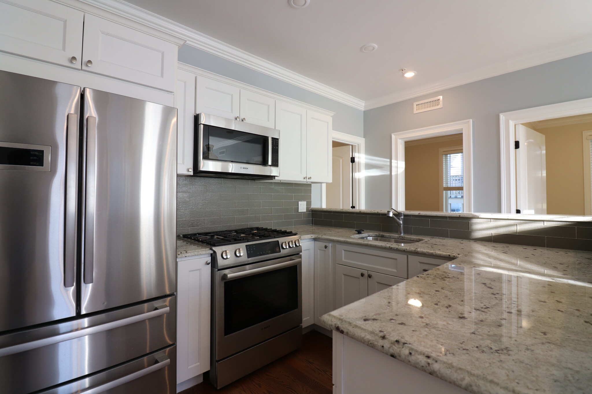 38 Hyde Park Ave, Jamaica Plain