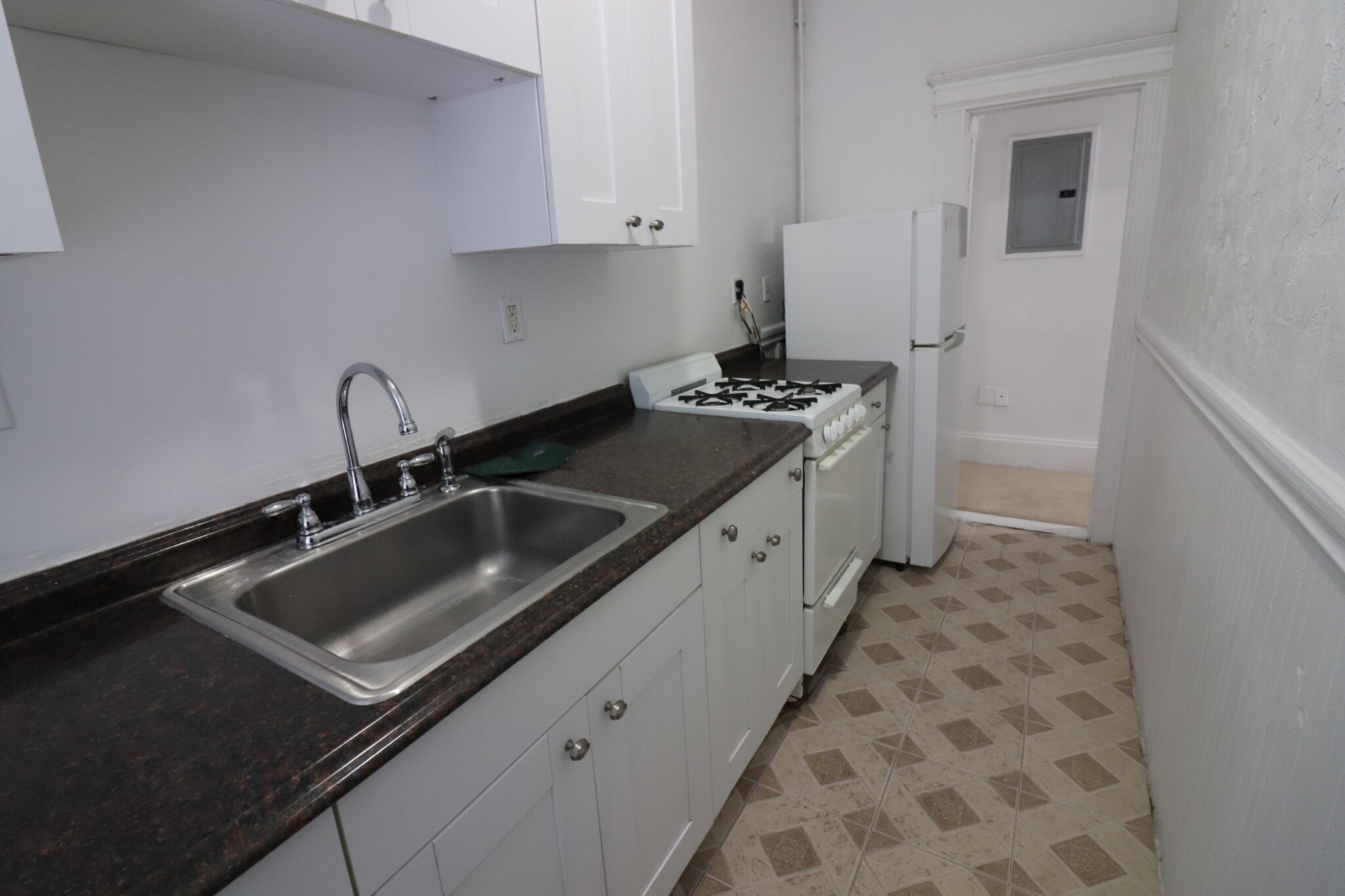 1 bed, 1 bath apartment for rent at 409 Huntington Ave Unit 26, Fenway — photo 1 of 10