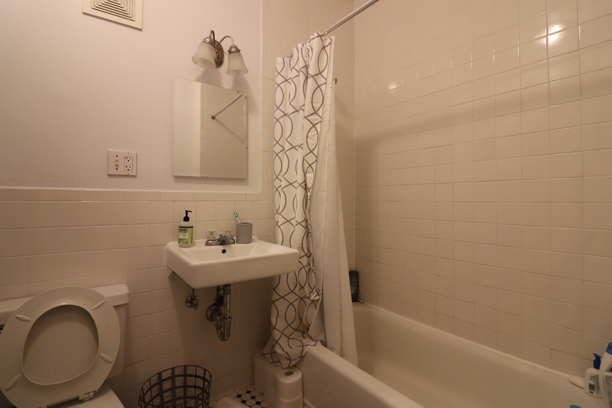 3 Sutherland Rd, Brighton