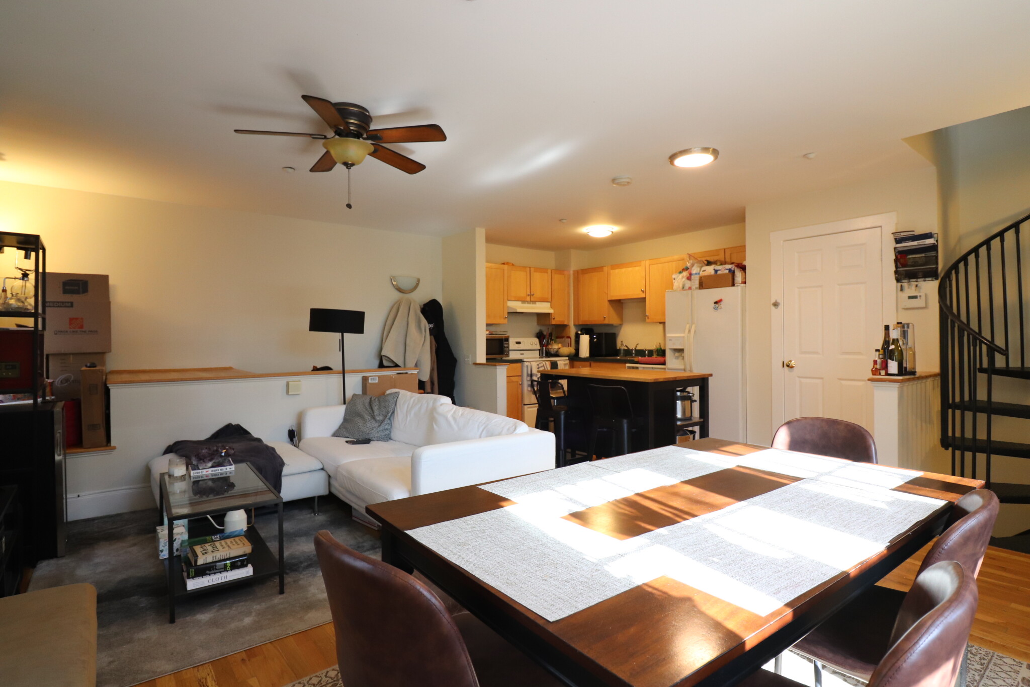 3 bed, 1 bath apartment for rent at 411 Norfolk St Unit 2F, Somerville — photo 2 of 23