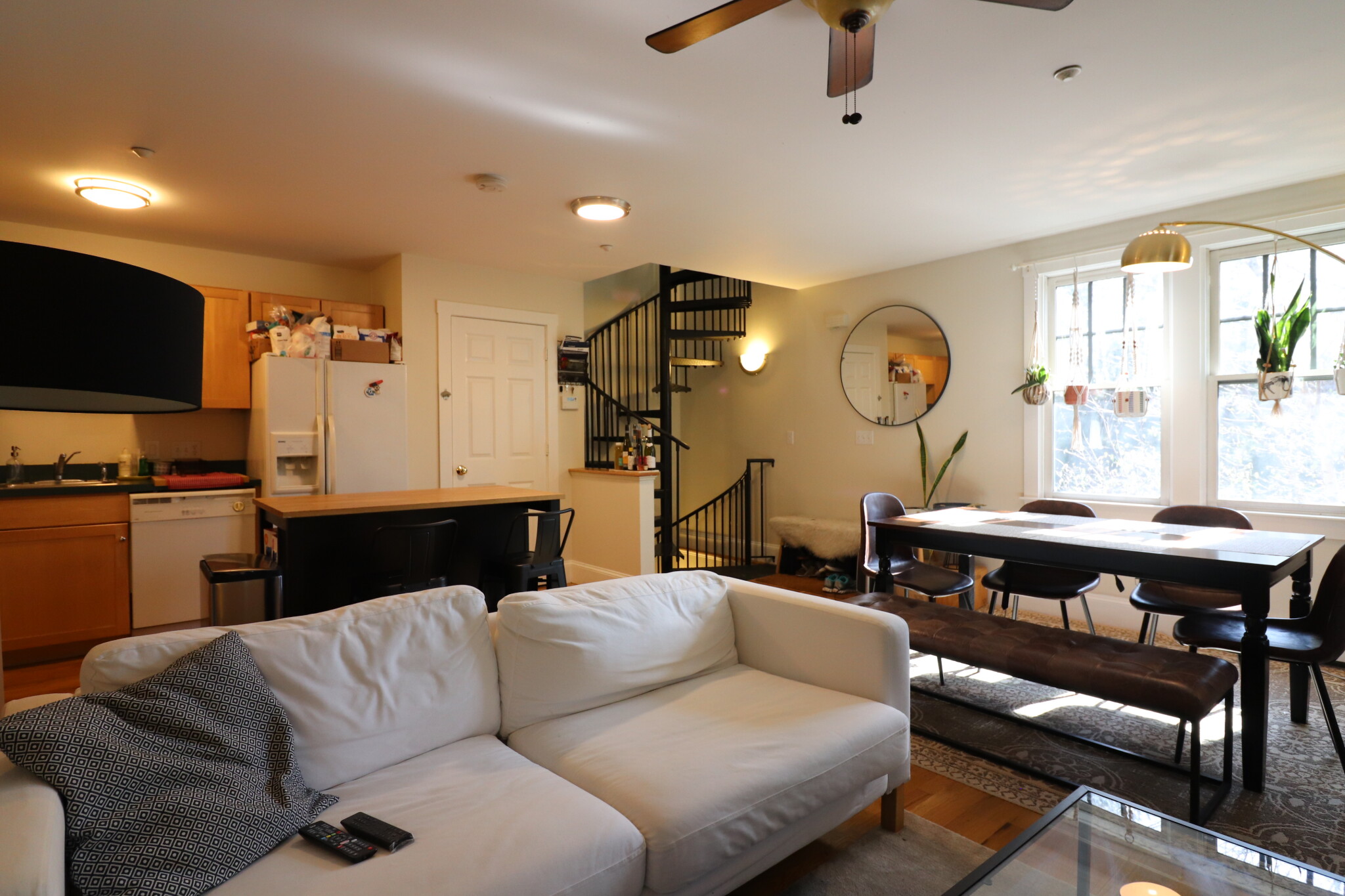 3 bed, 1 bath apartment for rent at 411 Norfolk St Unit 2F, Somerville — photo 1 of 23