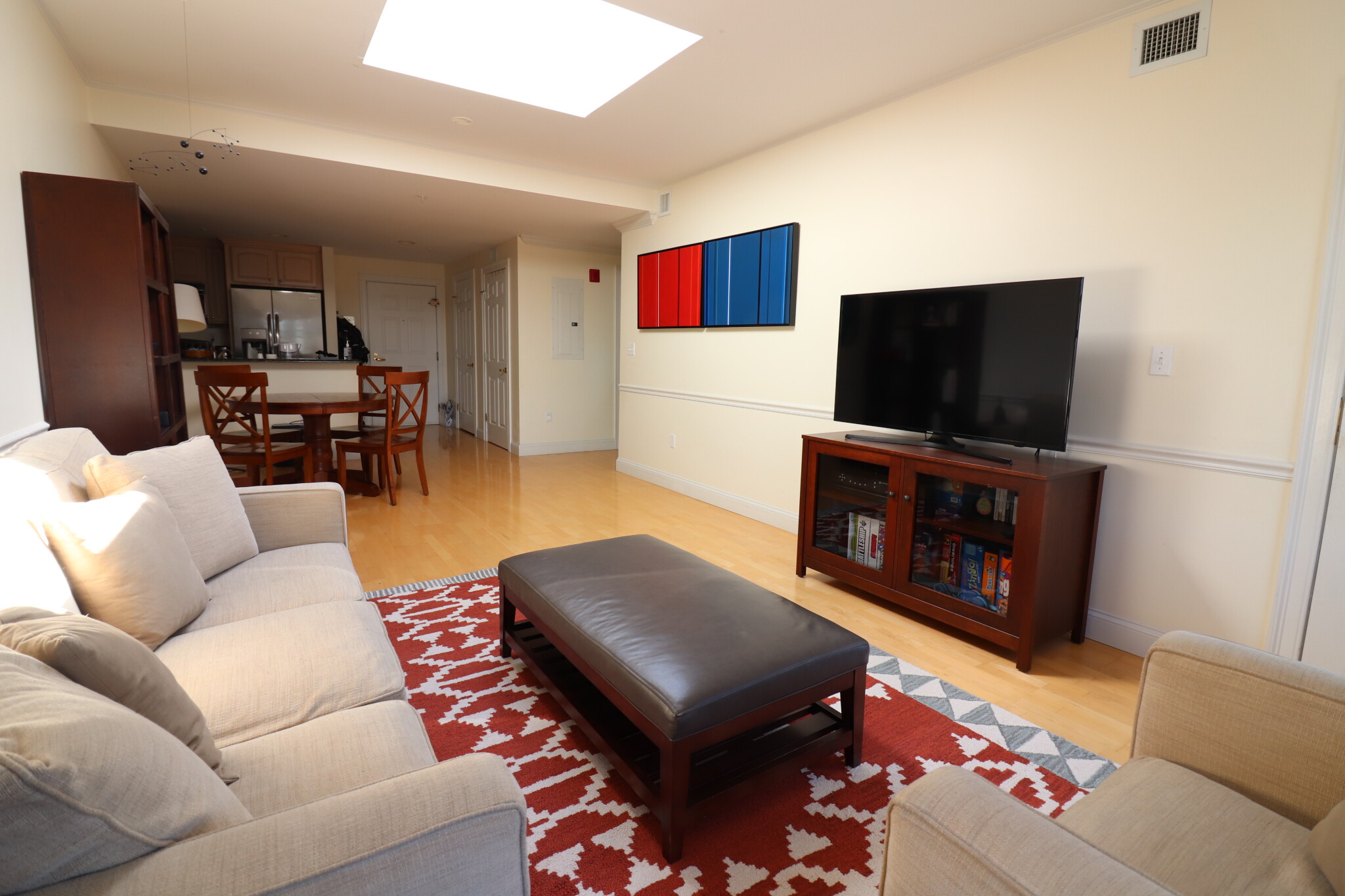 121 Centre St, North Brookline