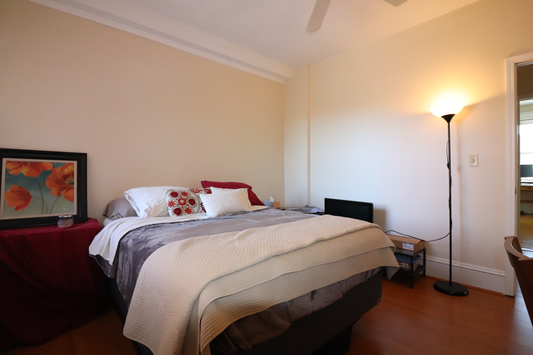 1090 Beacon St, Brookline