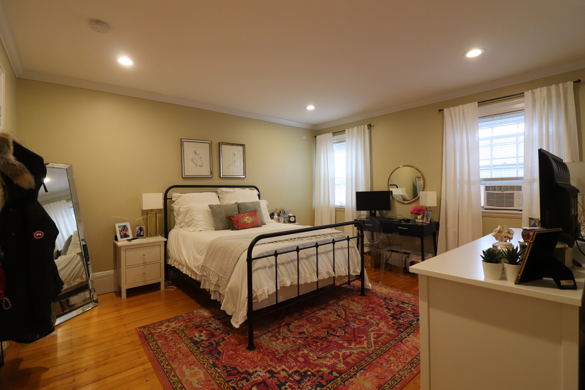 3 bed, 1 bath apartment for rent at 45 Garrison Rd Unit 3, Brookline — photo 12 of 16