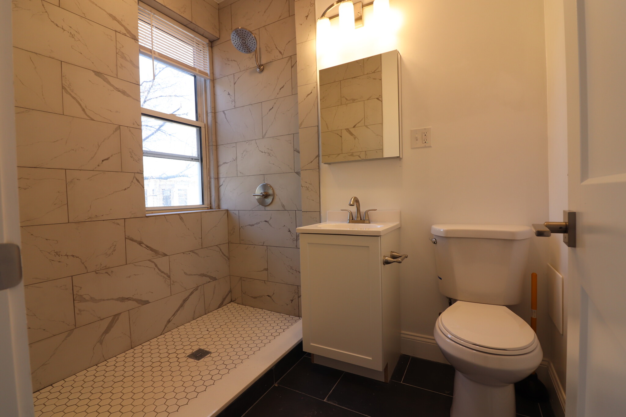 36 Queensberry St, Fenway