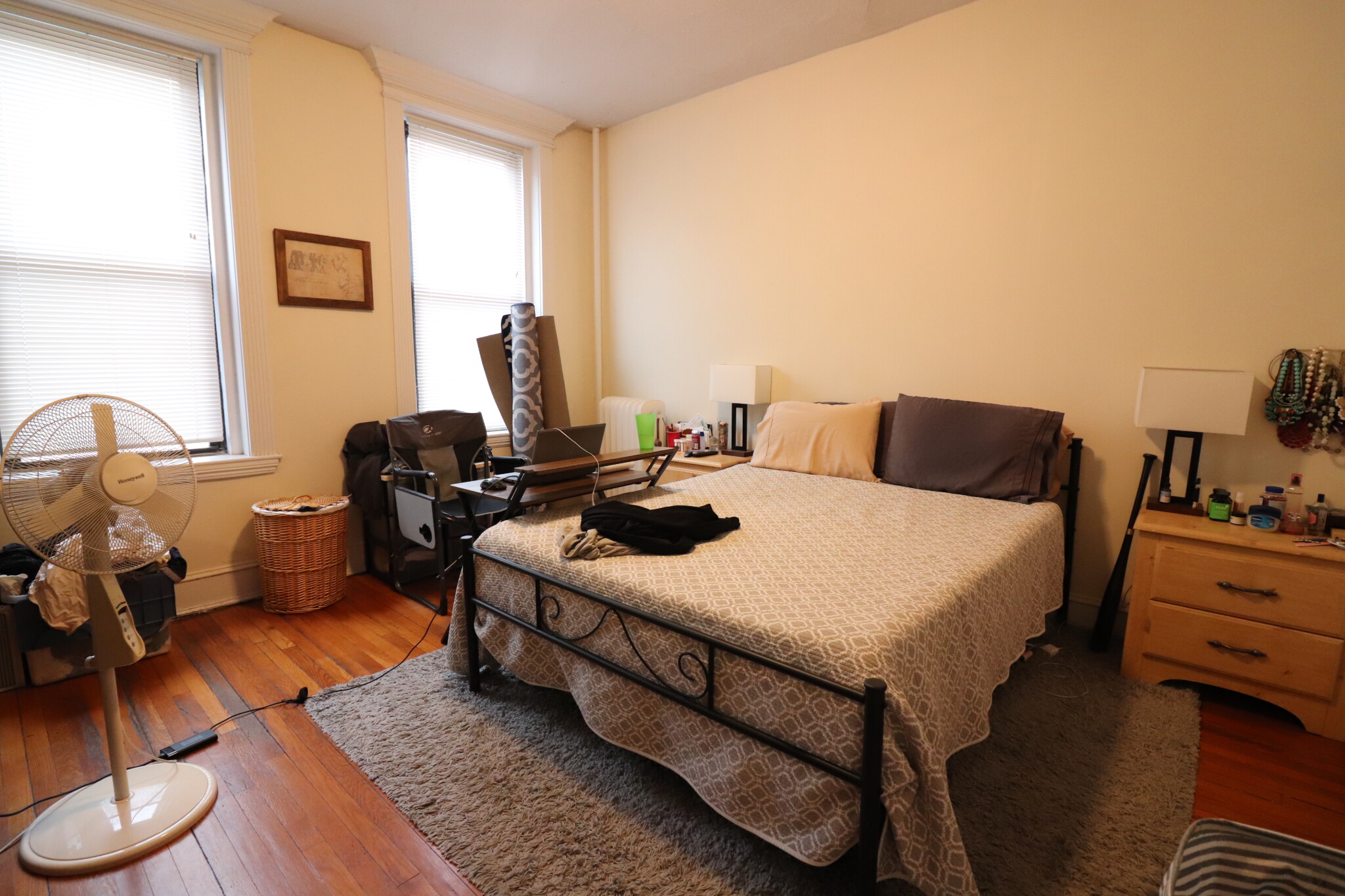 1957 Commonwealth Ave, Brighton