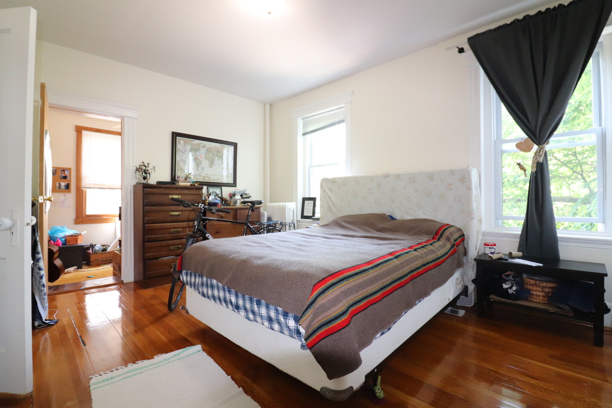 136 Pleasant St, Coolidge Corner