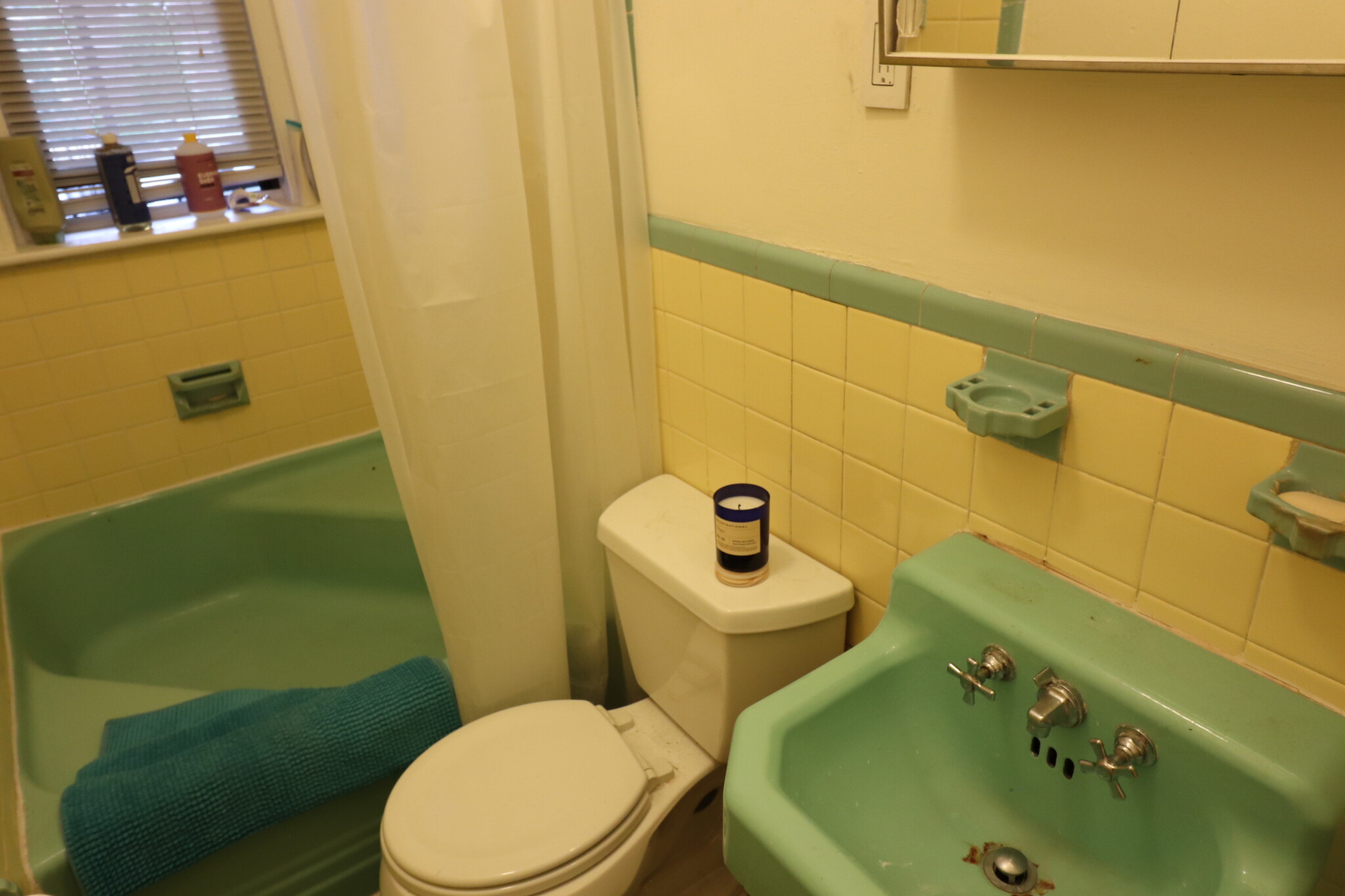 1961 Commonwealth Ave, Brighton