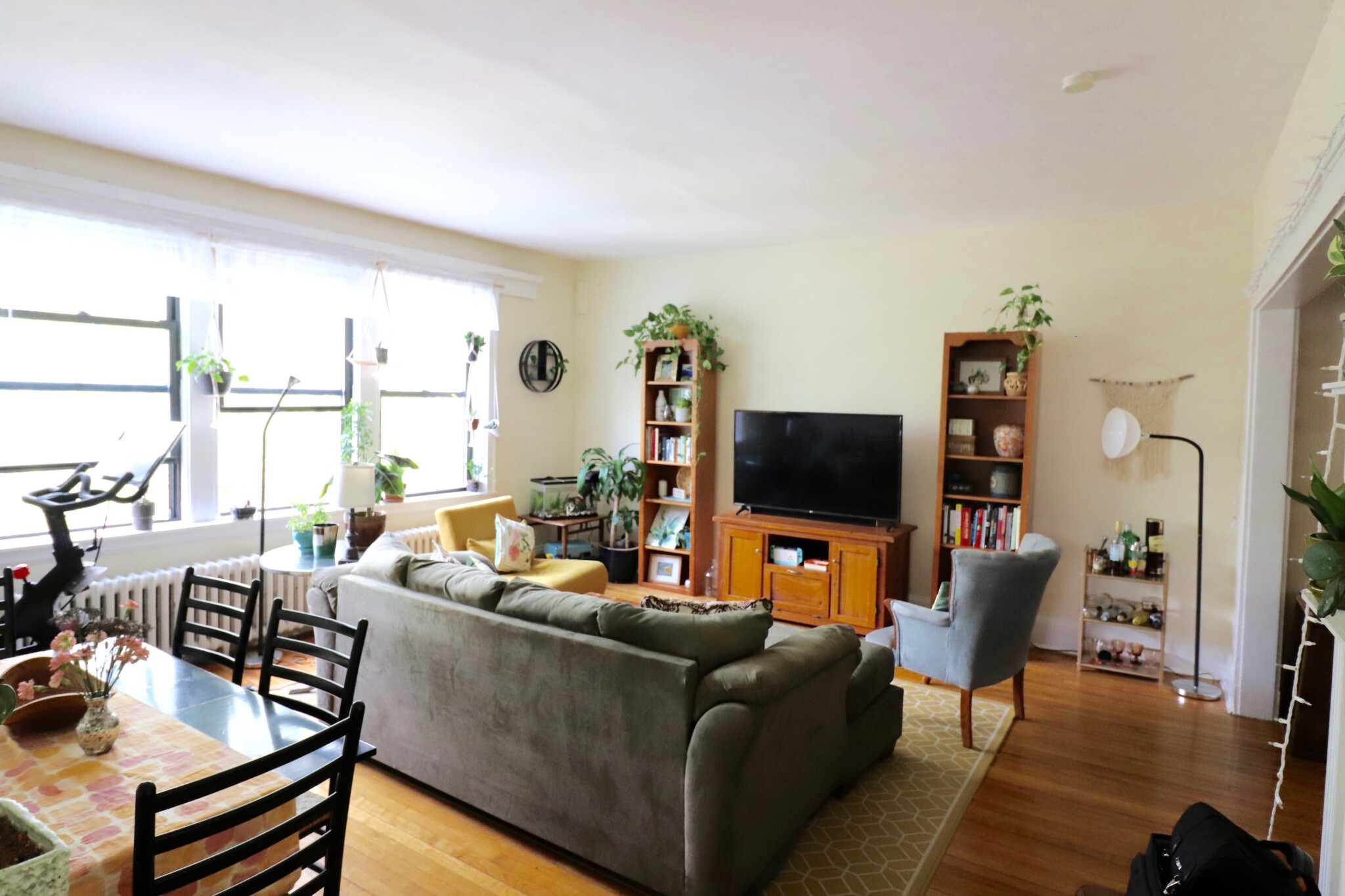 3 bed, 1 bath apartment for rent at 120 Babcock St Unit 33, Coolidge Corner — photo 10 of 21
