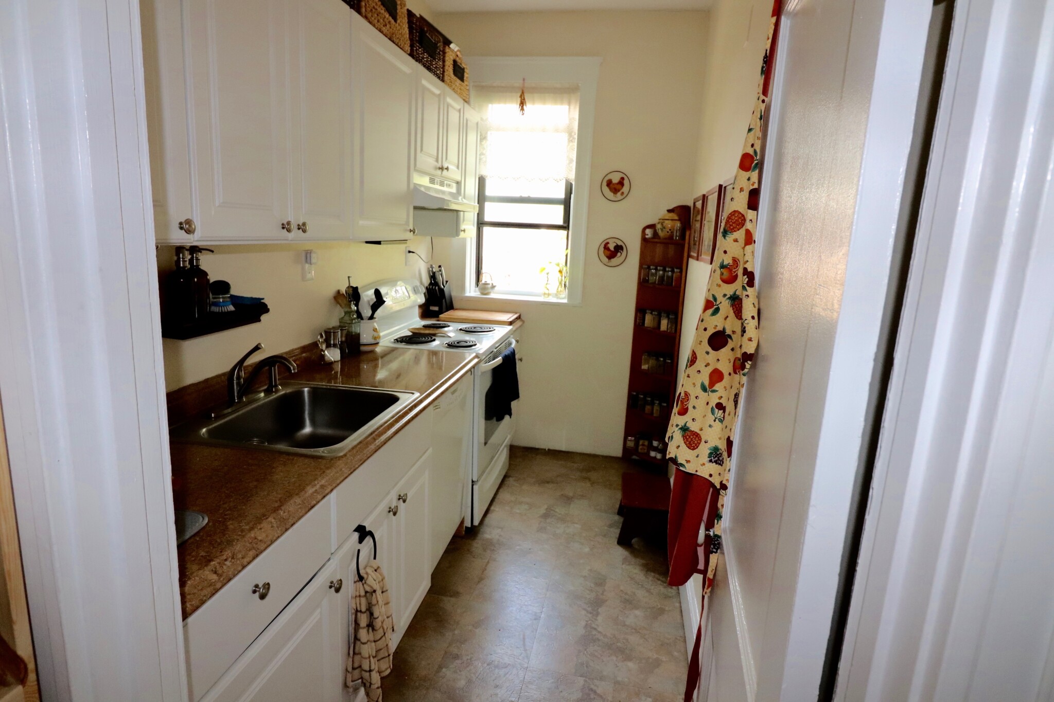 3 bed, 1 bath apartment for rent at 120 Babcock St Unit 33, Coolidge Corner — photo 18 of 21