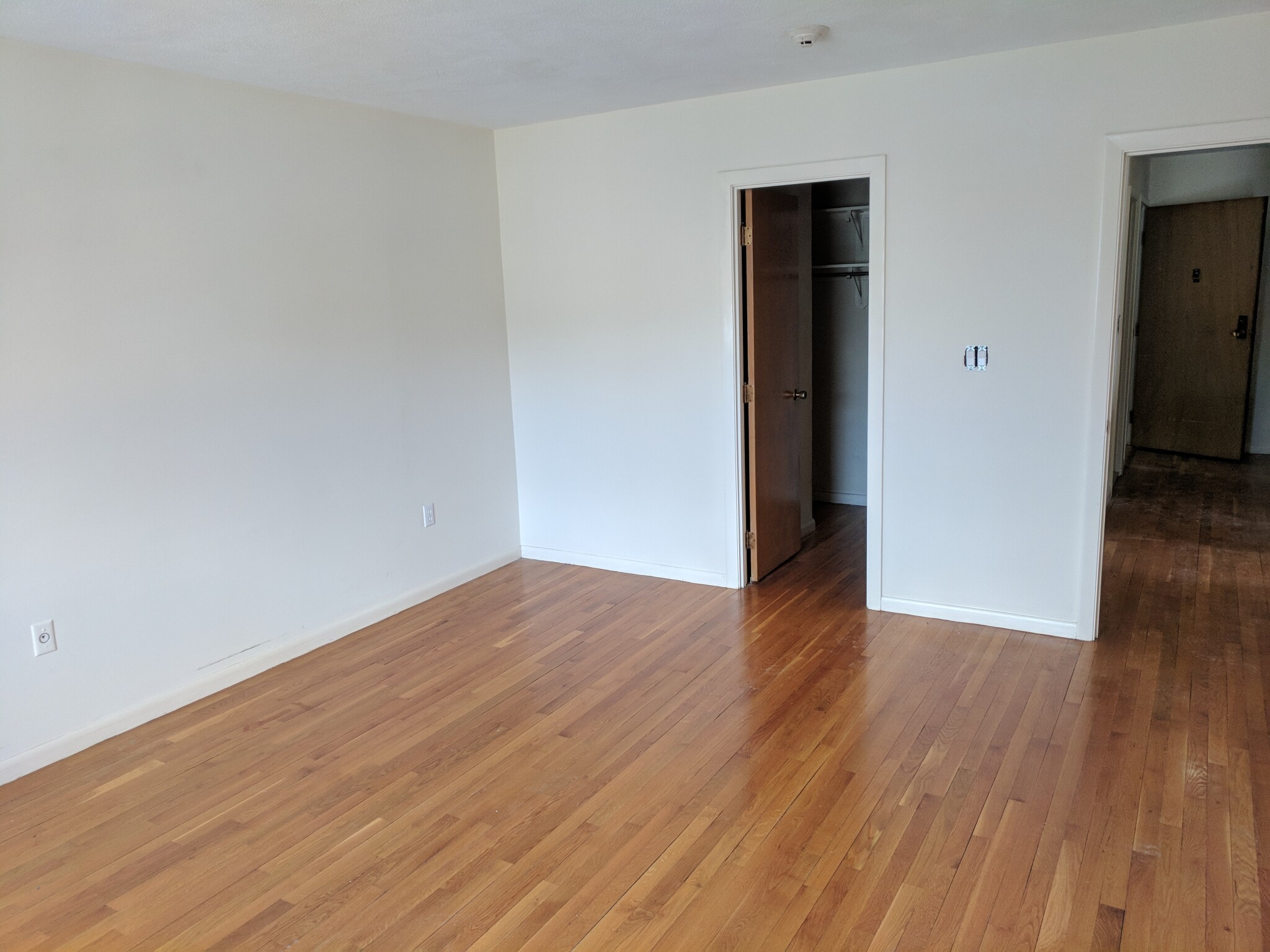 1 bed, 1 bath apartment for rent at 30 Fuller St Unit 304, Brookline — photo 6 of 7