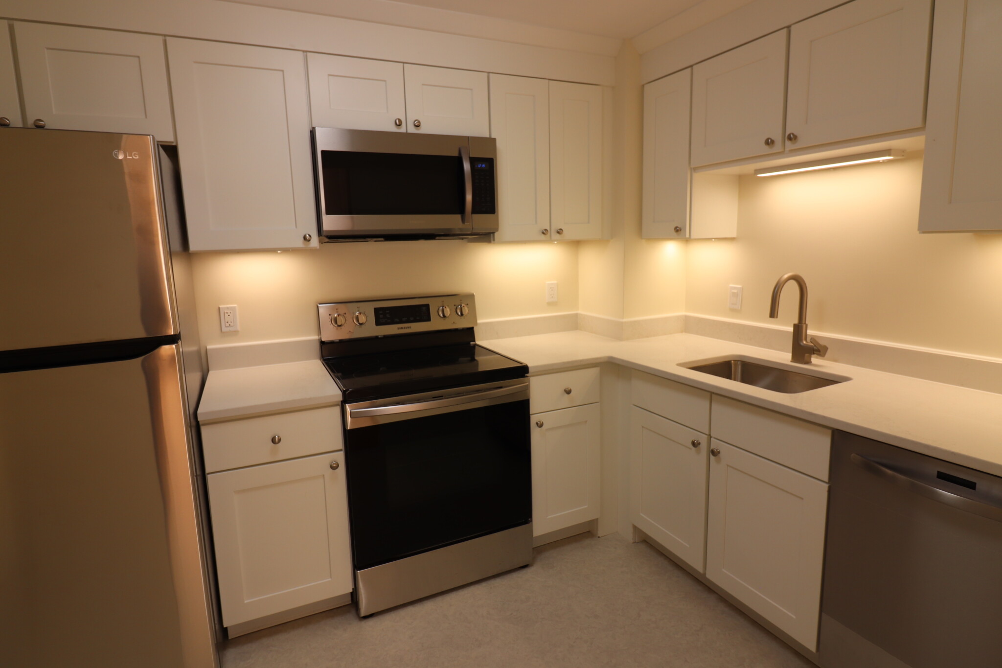 1 bed, 1 bath apartment for rent at 40 Williams St Unit 403, Brookline — photo 2 of 10