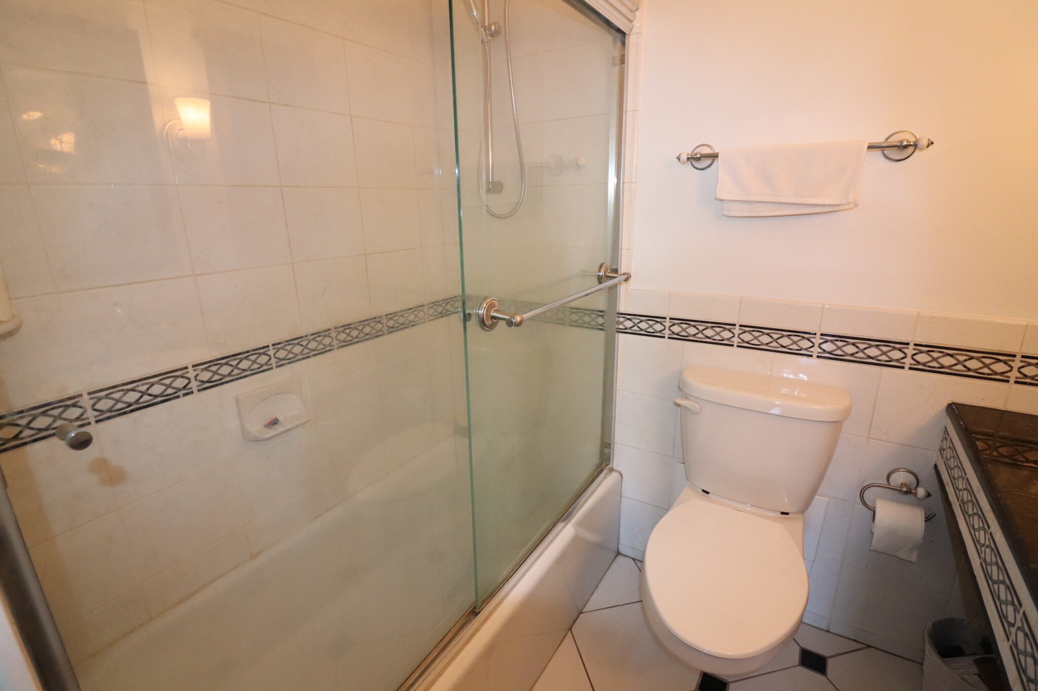 60 Babcock St, Coolidge Corner