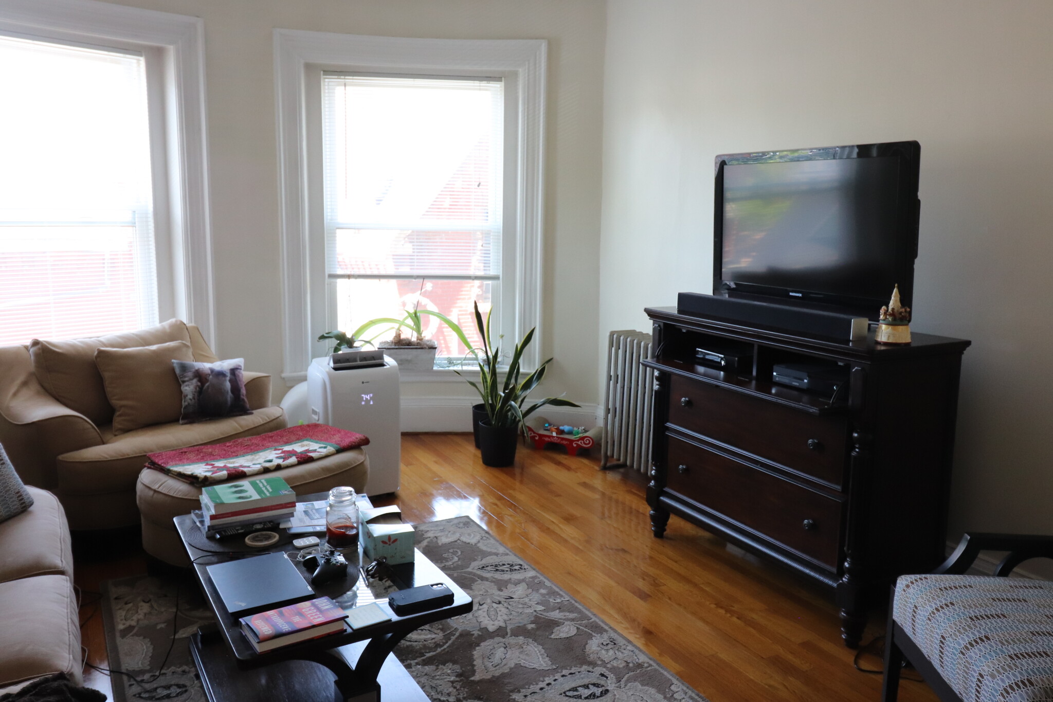 1 bed, 1 bath apartment for rent at 1569 Beacon St Unit 33, Brookline