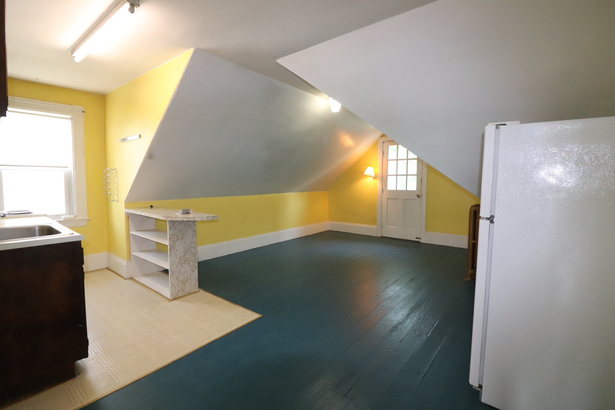2 bed, 1 bath apartment for rent at 36 Columbia St Unit 3, Brookline — photo 3 of 14