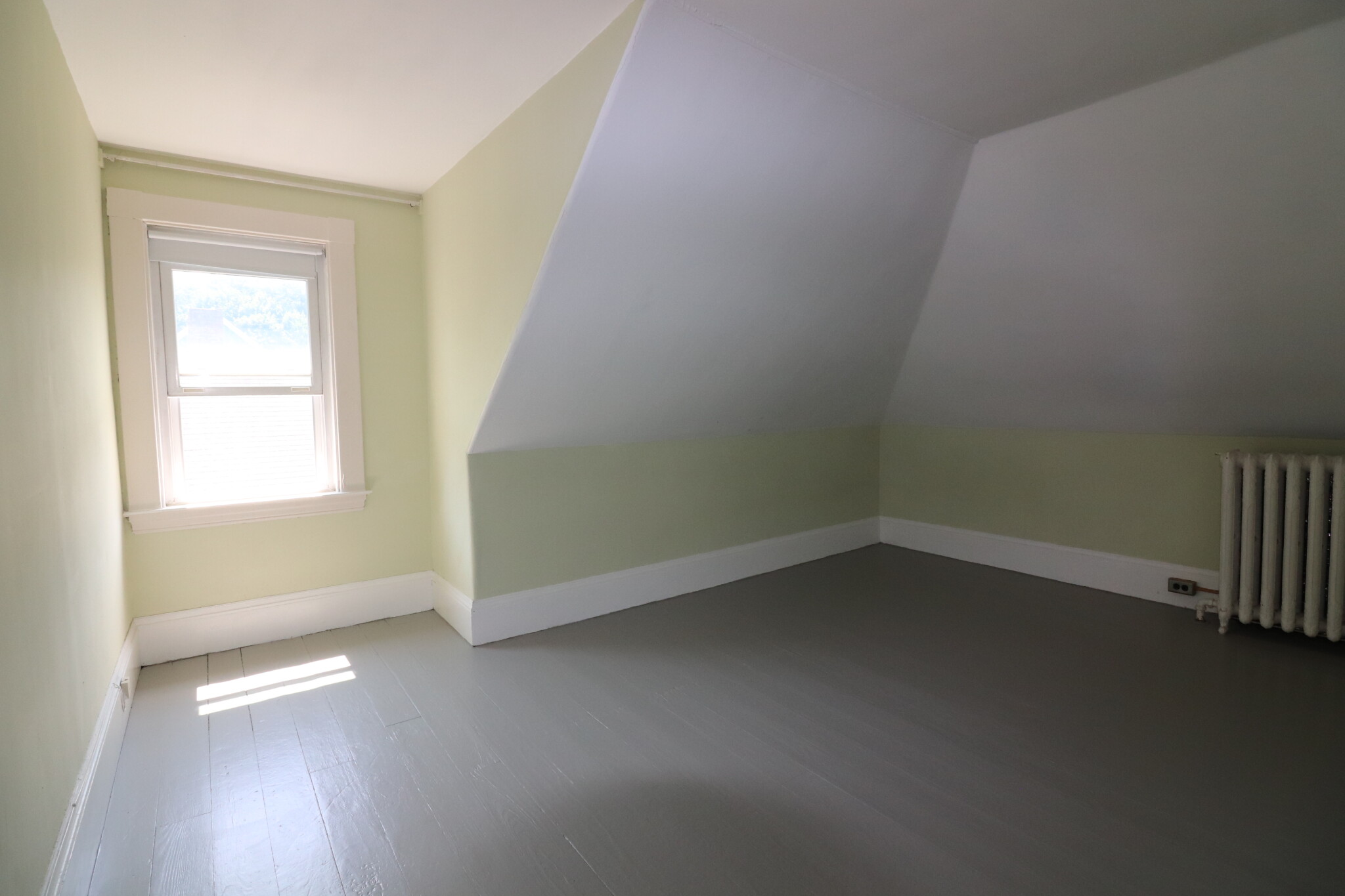2 bed, 1 bath apartment for rent at 36 Columbia St Unit 3, Brookline — photo 2 of 14